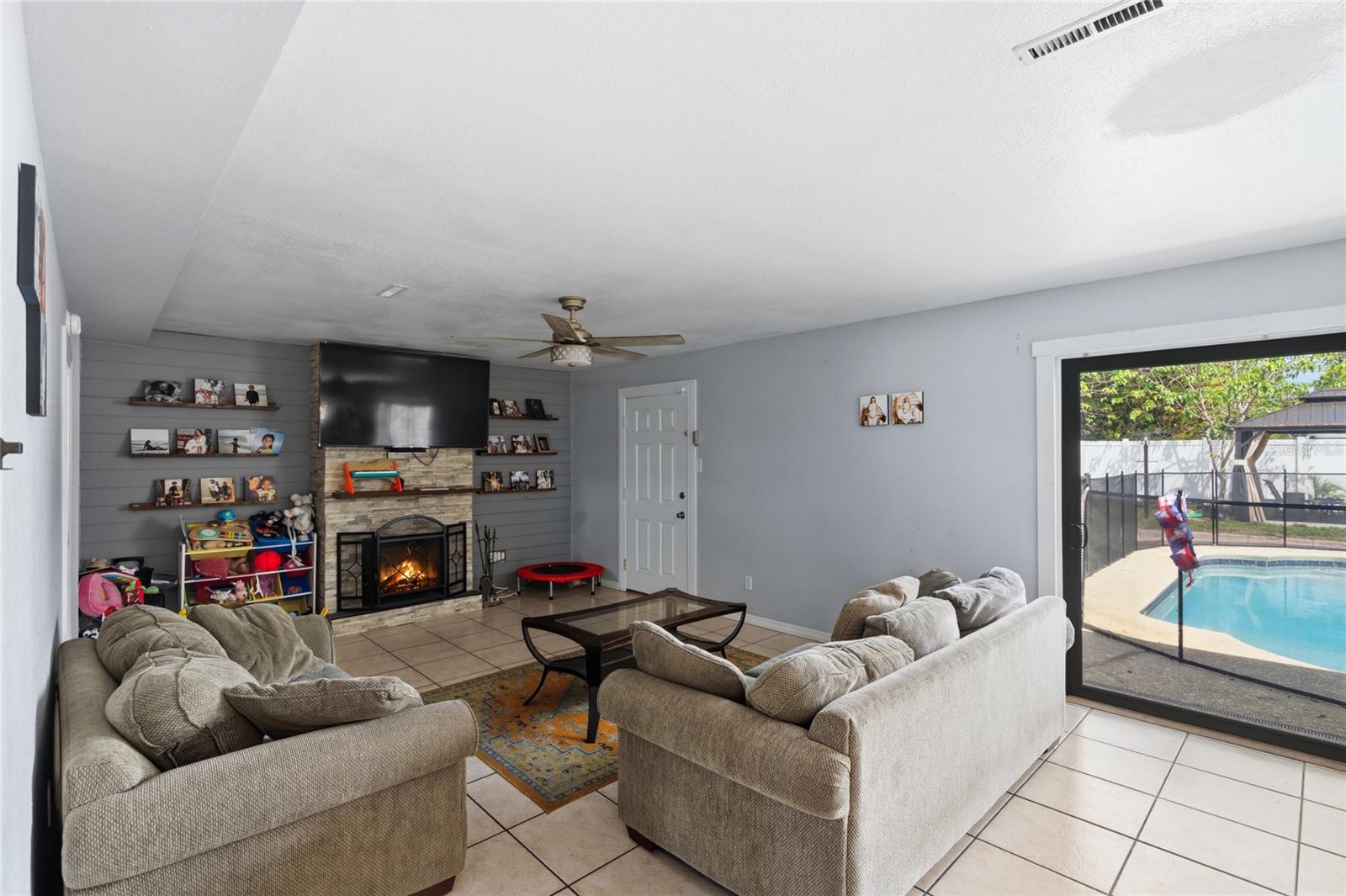 Image 26 of 42 For 1307 Baltimore Drive