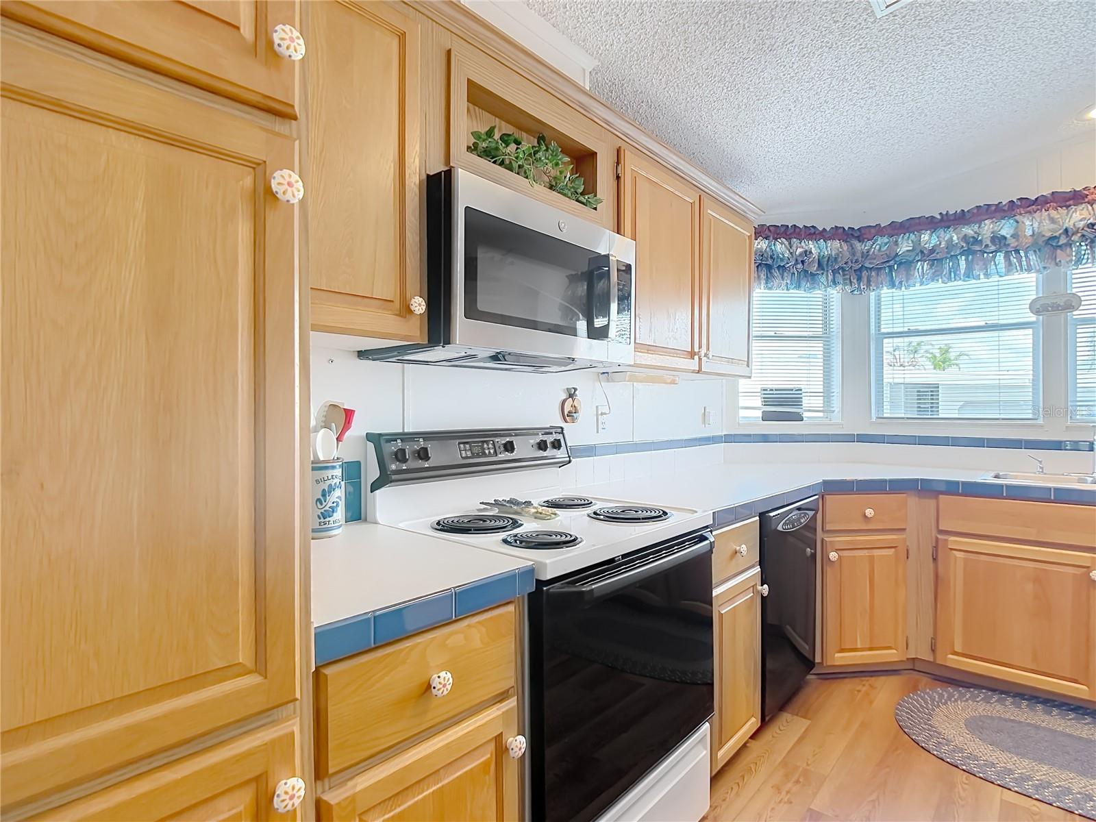 Image 5 of 21 For 499 Village Boulevard