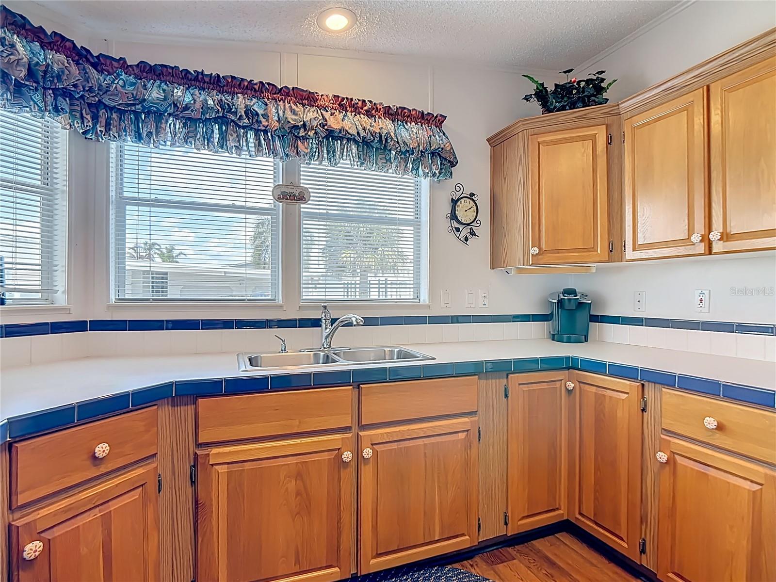 Image 6 of 21 For 499 Village Boulevard