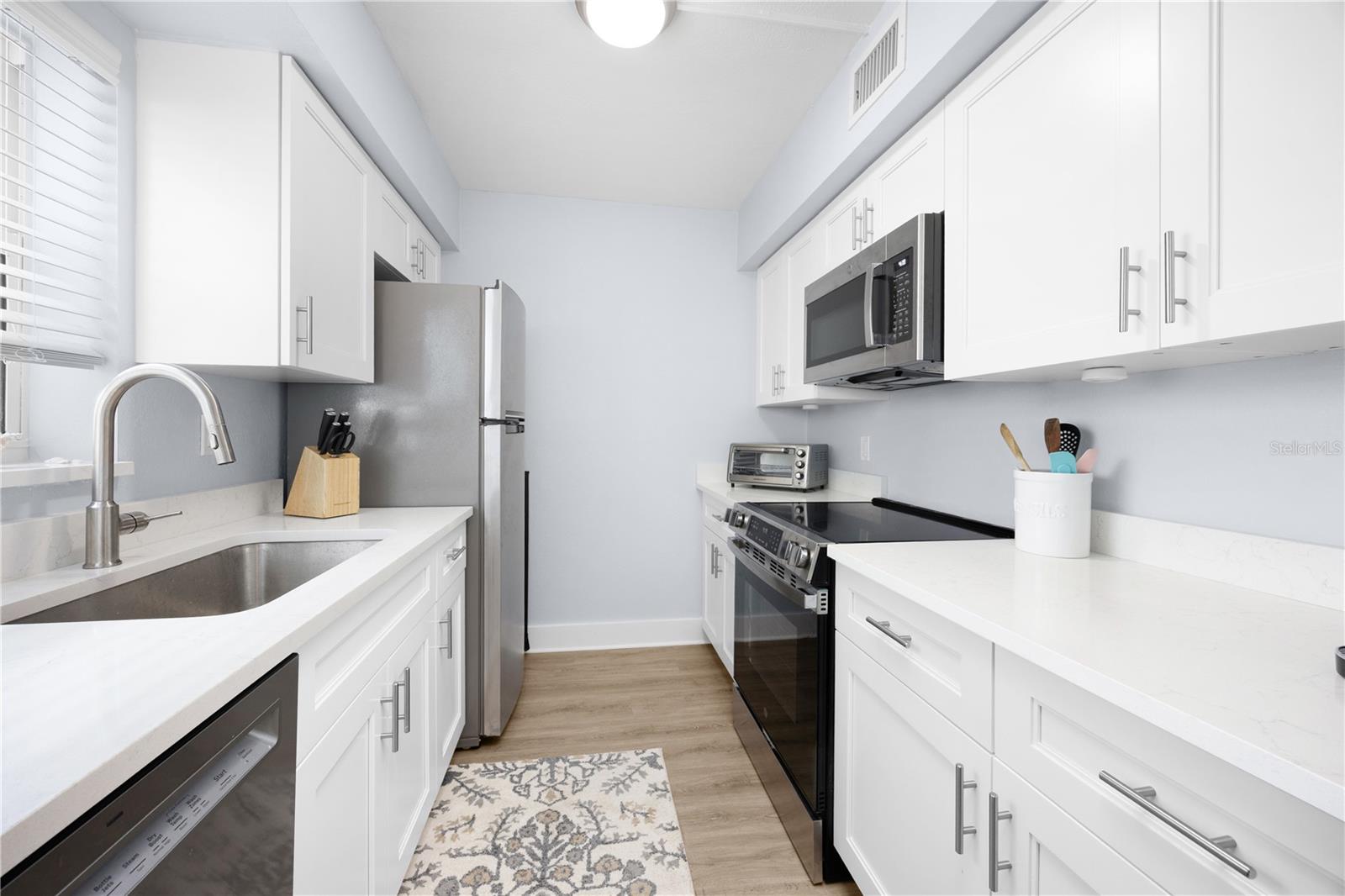 Image 12 of 34 For 6500 Estero Boulevard F118