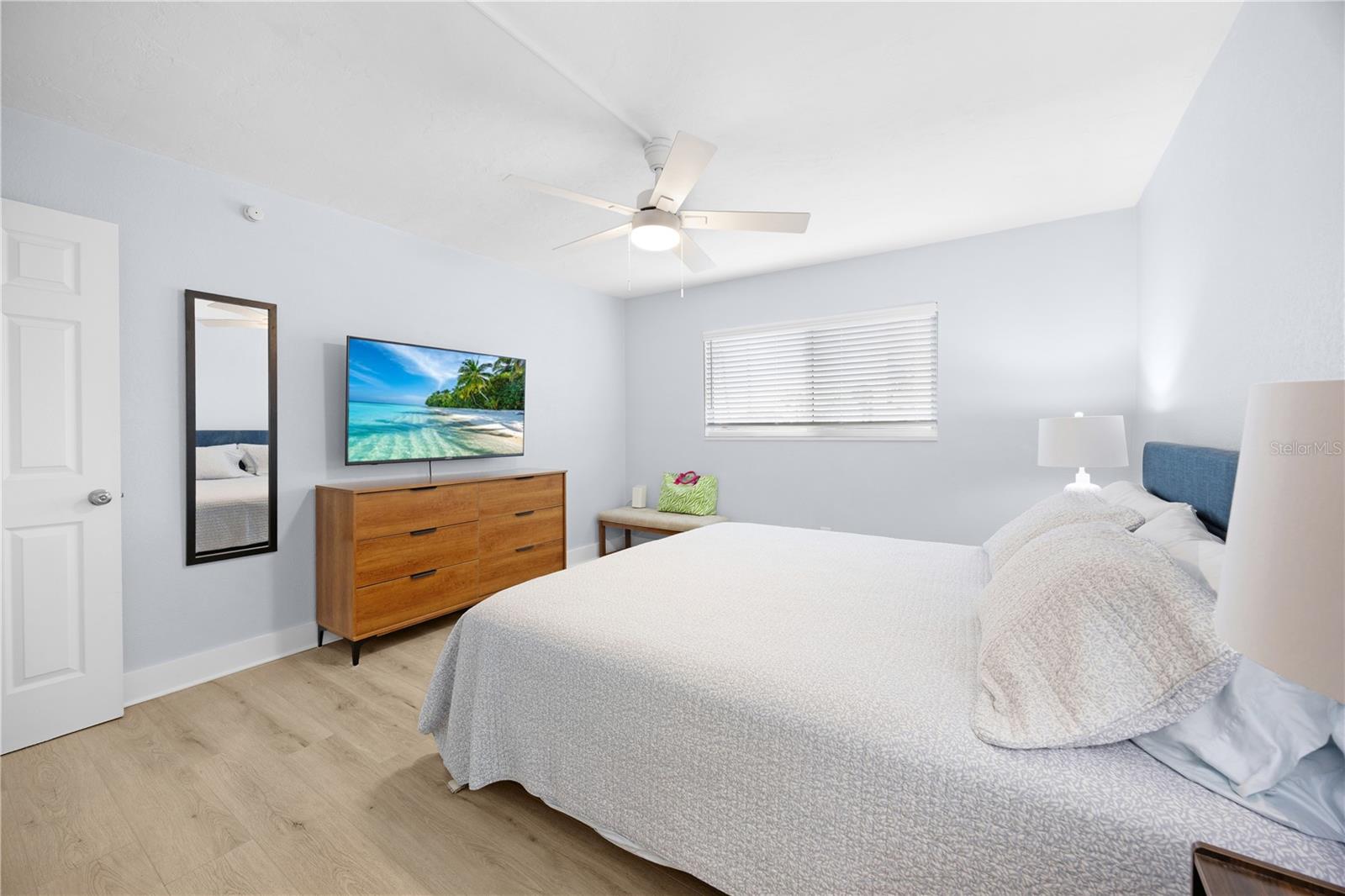 Image 14 of 34 For 6500 Estero Boulevard F118