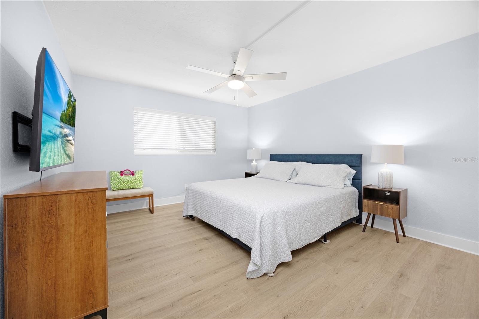 Image 16 of 34 For 6500 Estero Boulevard F118