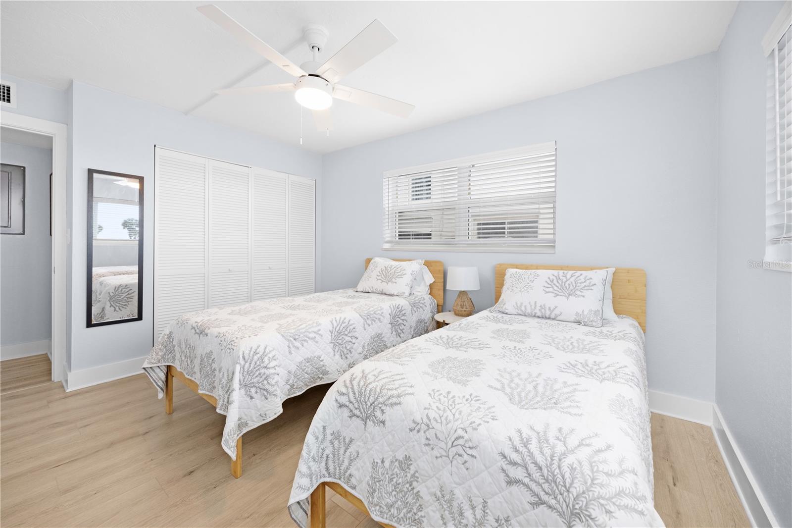 Image 19 of 34 For 6500 Estero Boulevard F118