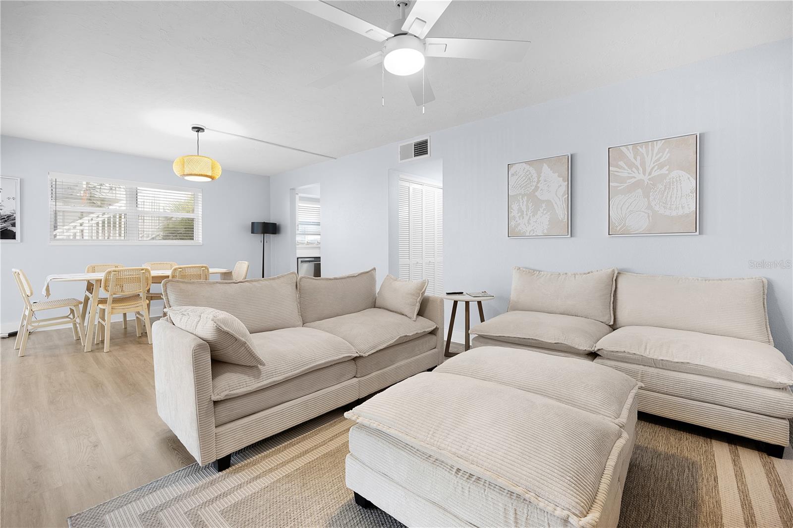 Image 3 of 34 For 6500 Estero Boulevard F118