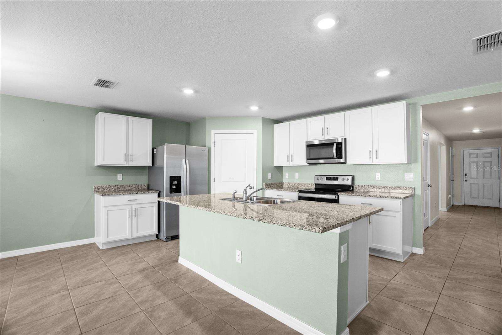 Image 5 of 39 For 13377 Mylion Way