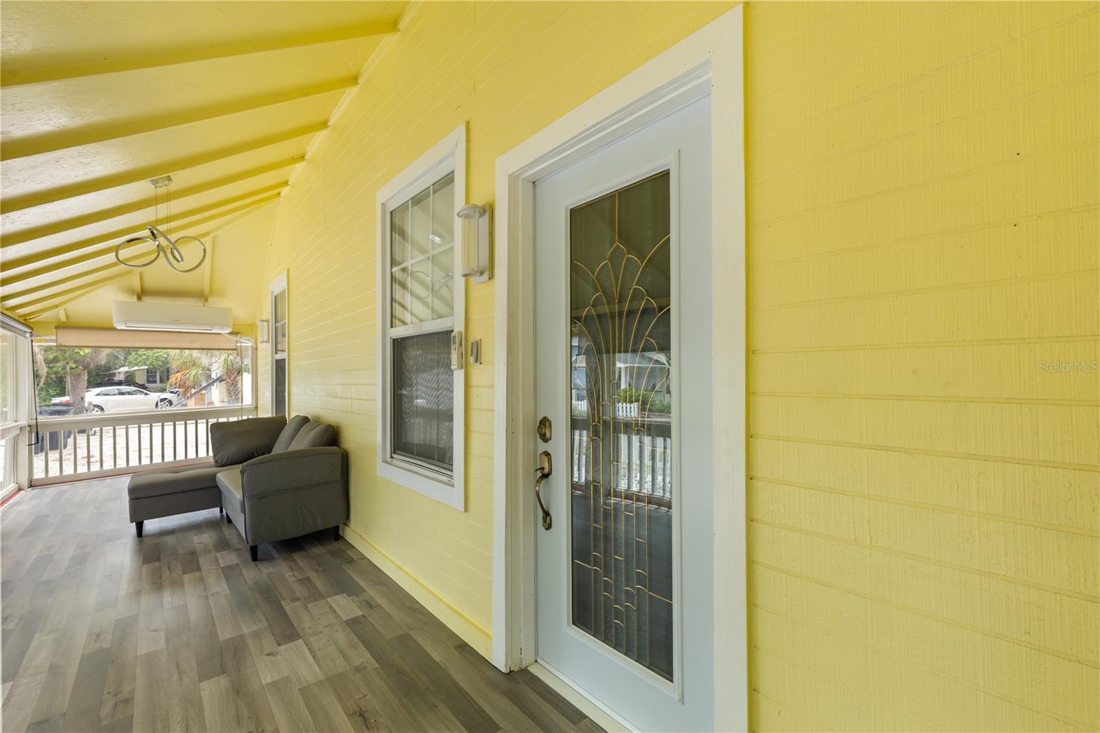 Image 21 of 82 For 306 Marshall Street