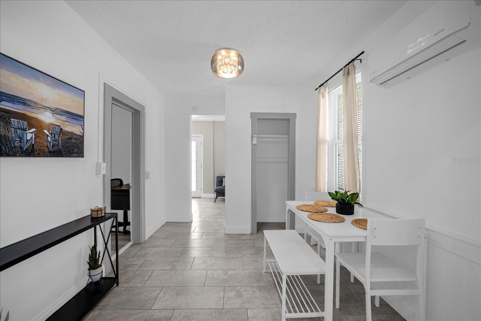 Image 32 of 82 For 306 Marshall Street