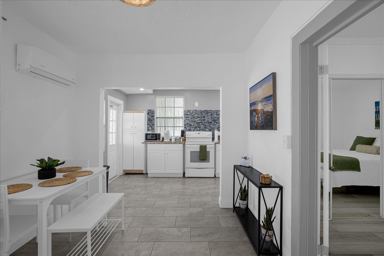 Image 34 of 82 For 306 Marshall Street