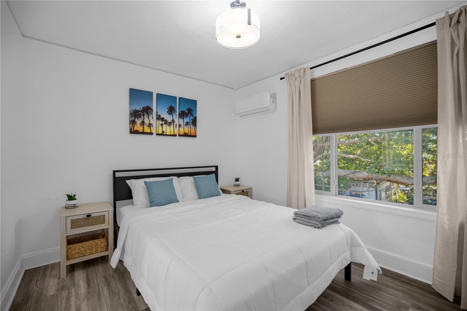 Image 57 of 82 For 306 Marshall Street