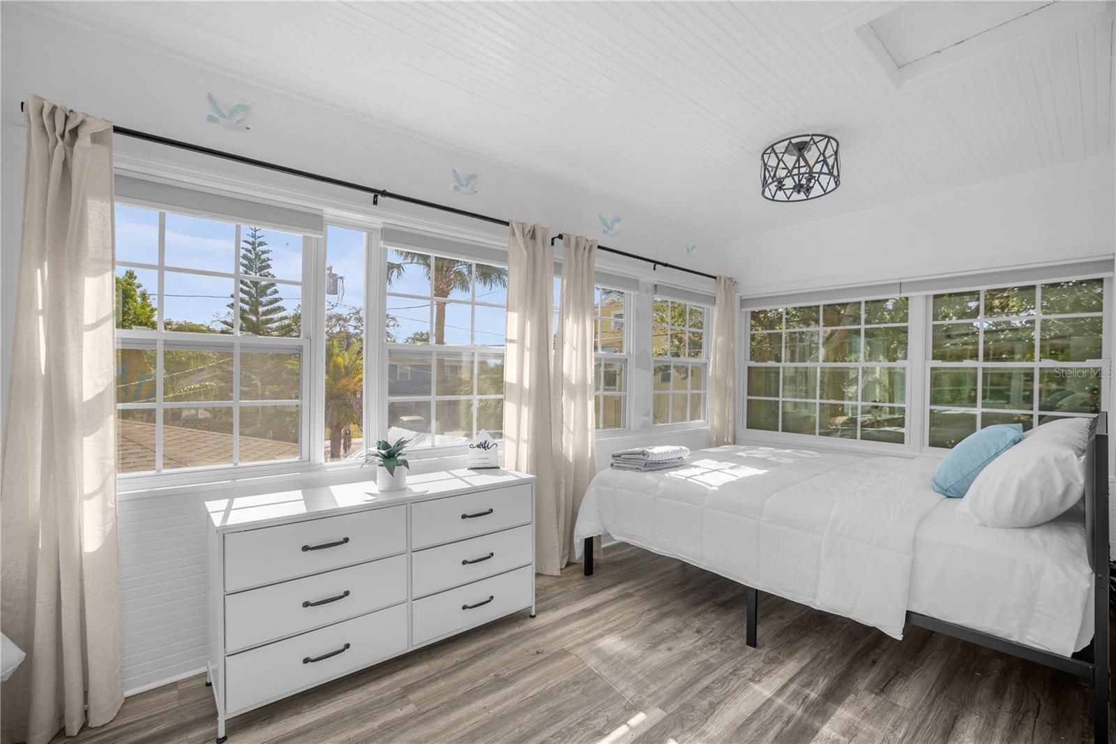 Image 59 of 82 For 306 Marshall Street