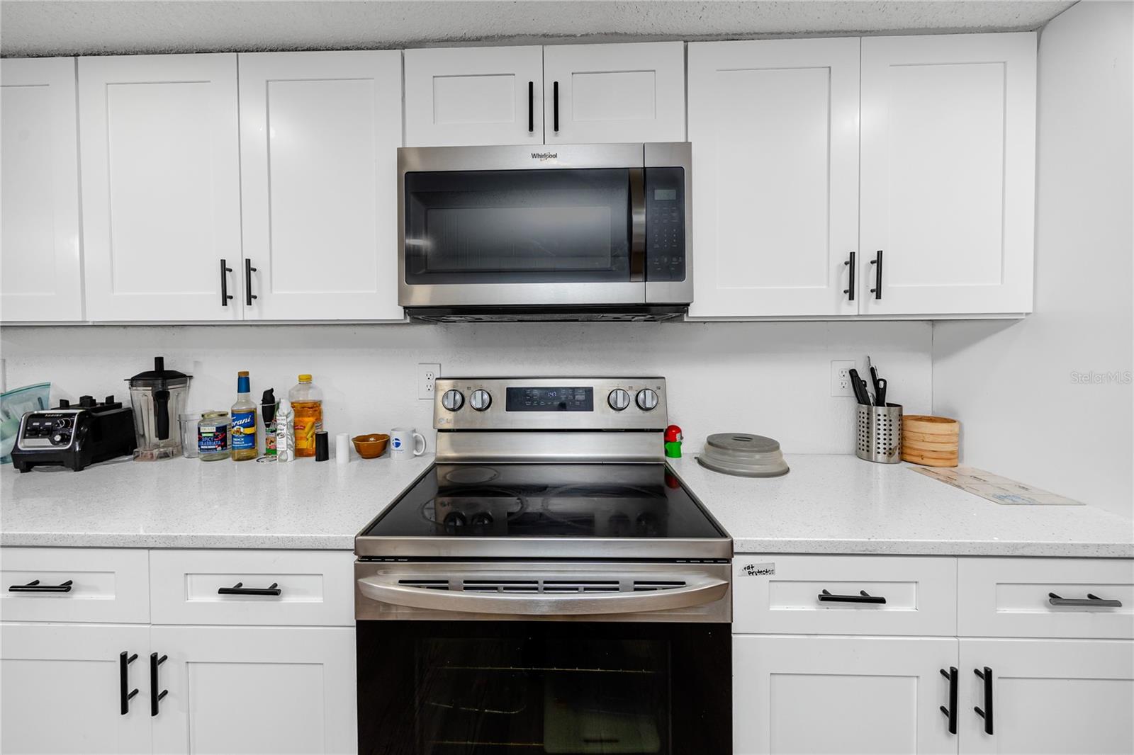 Listing photo id 46 for 3527 1st Avenue S