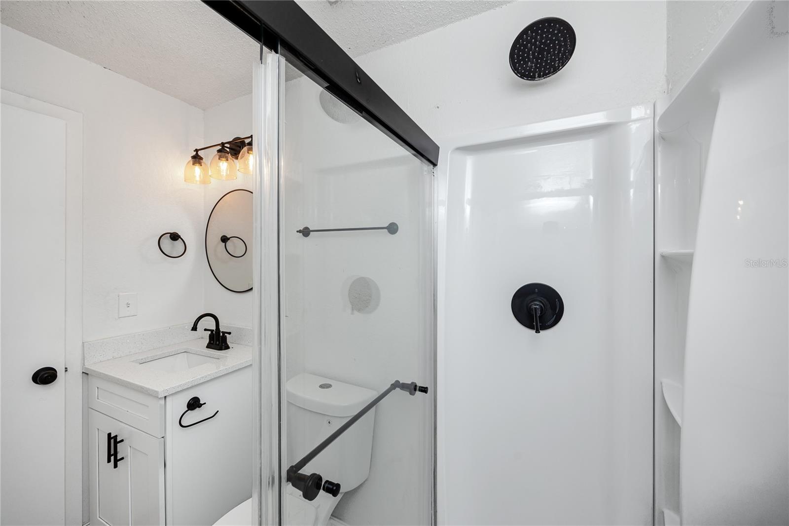 Listing photo id 69 for 3527 1st Avenue S