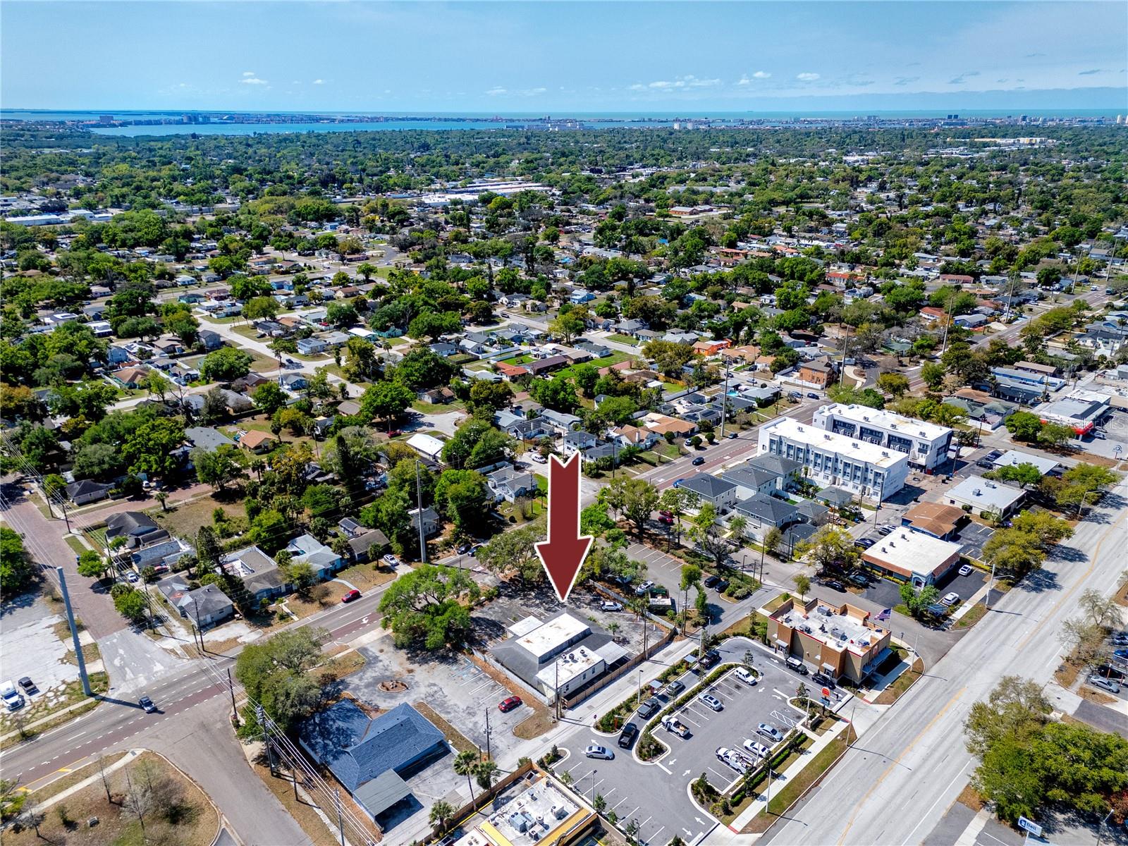 Listing photo id 77 for 3527 1st Avenue S