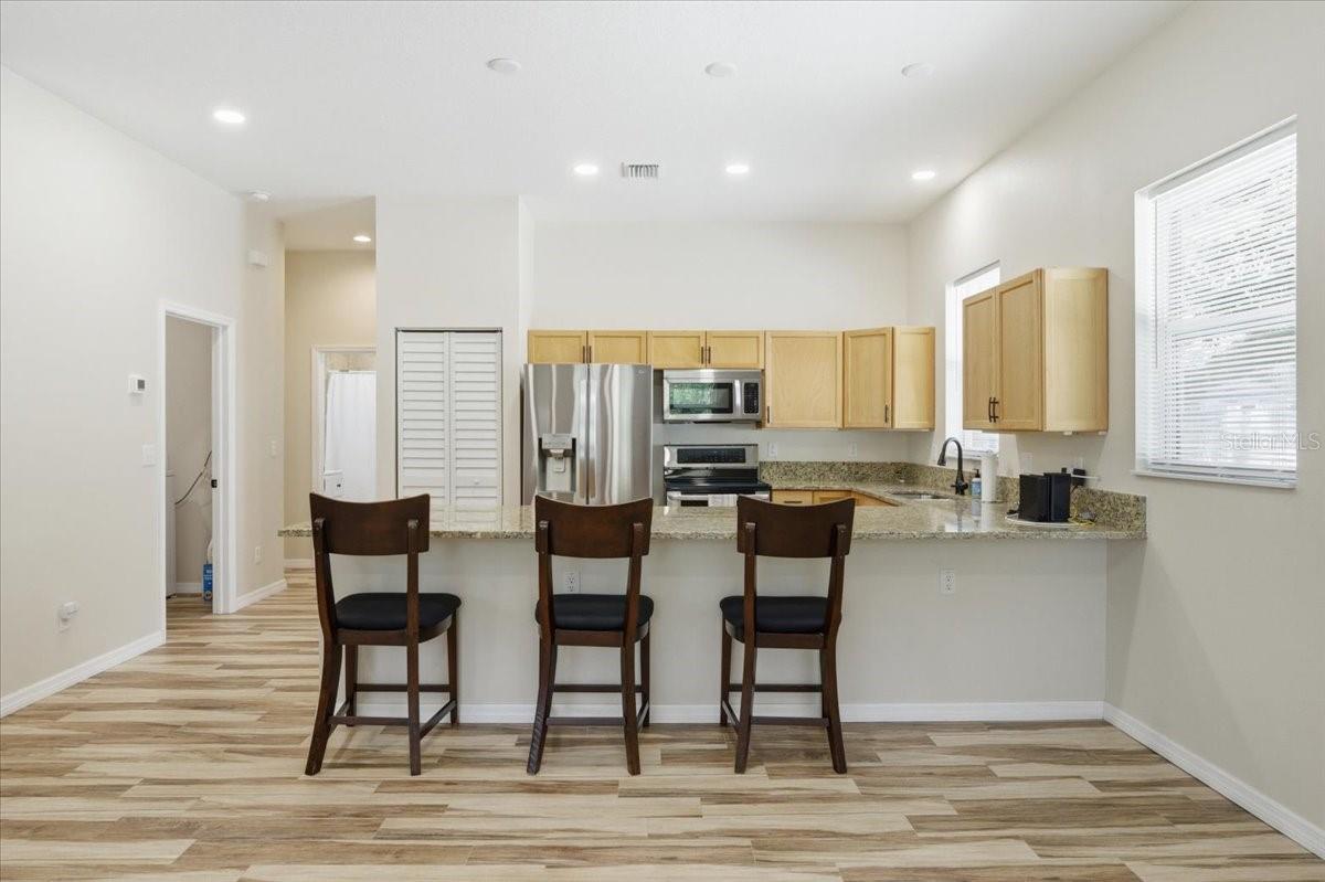 Image 10 of 44 For 3706 13th Street N