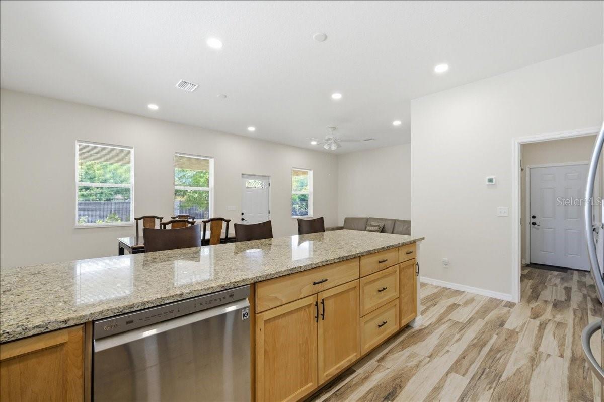 Image 19 of 44 For 3706 13th Street N