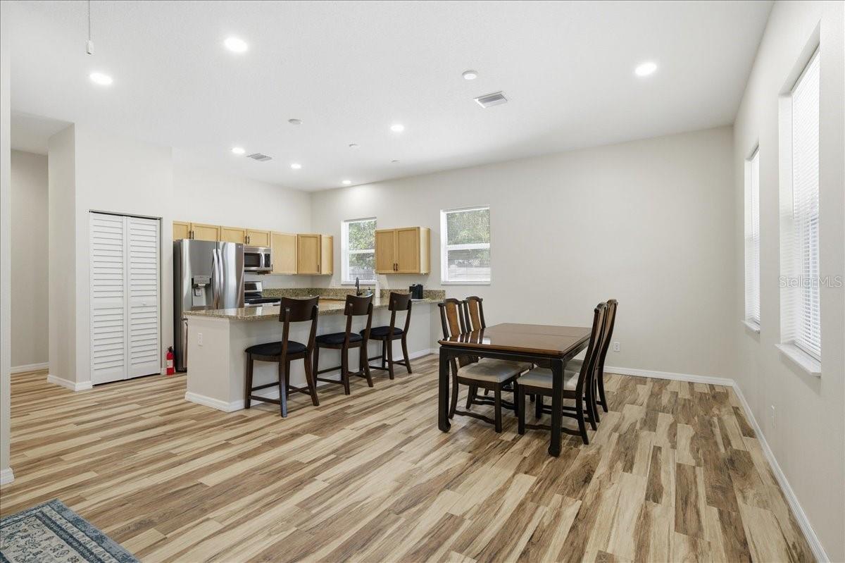 Image 26 of 44 For 3706 13th Street N