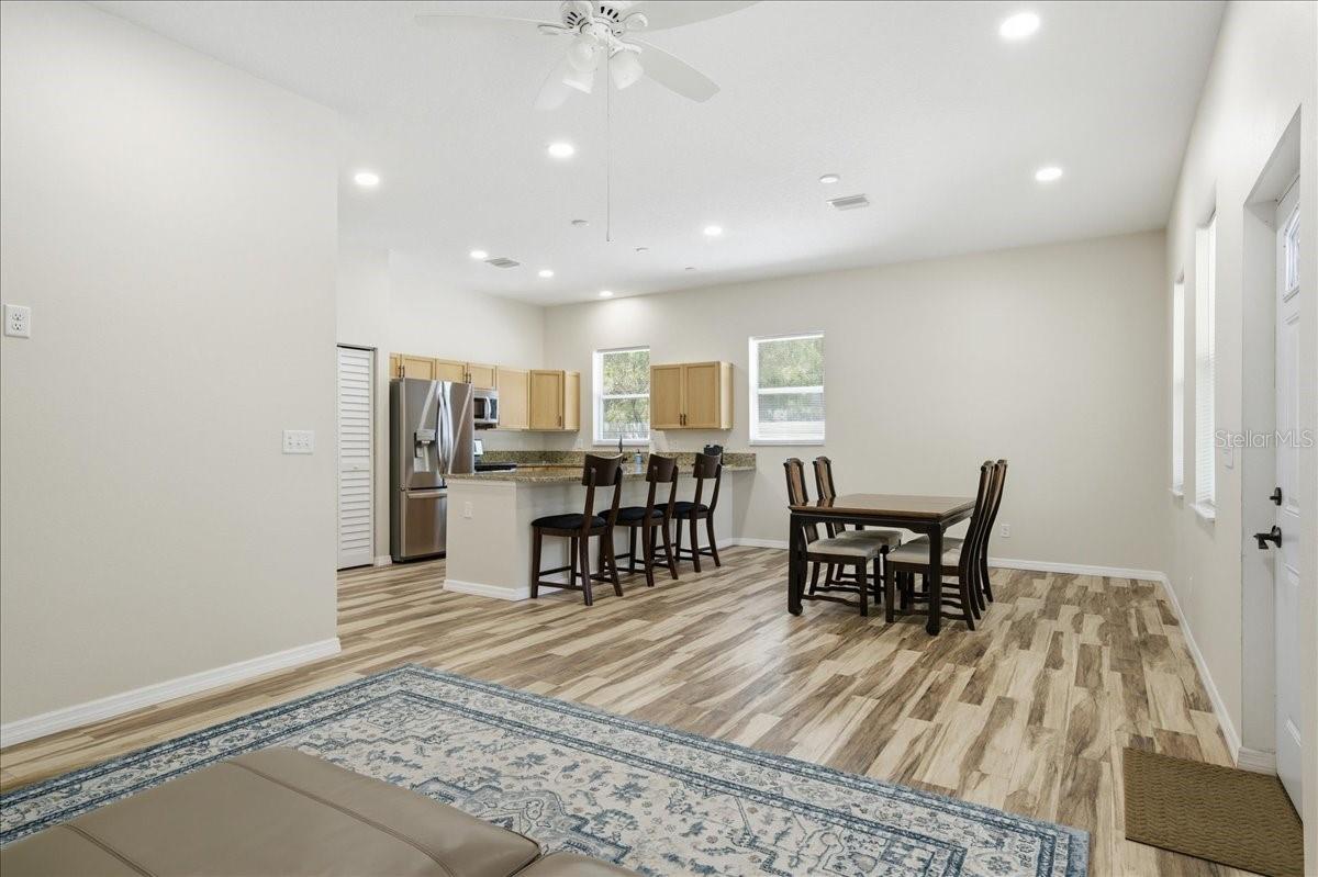 Image 27 of 44 For 3706 13th Street N