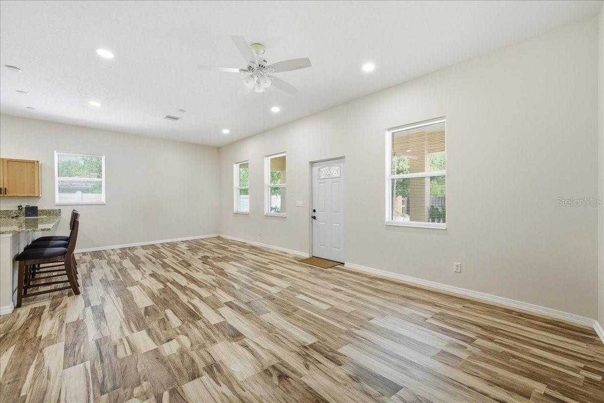 Image 4 of 44 For 3706 13th Street N