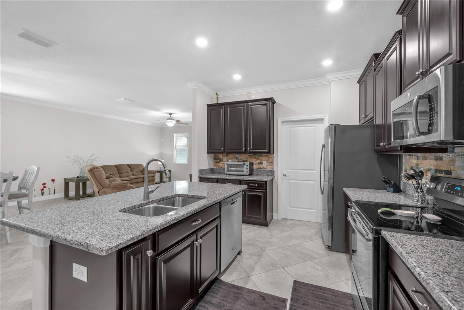 Image 9 of 33 For 13932 Painted Bunting Ln