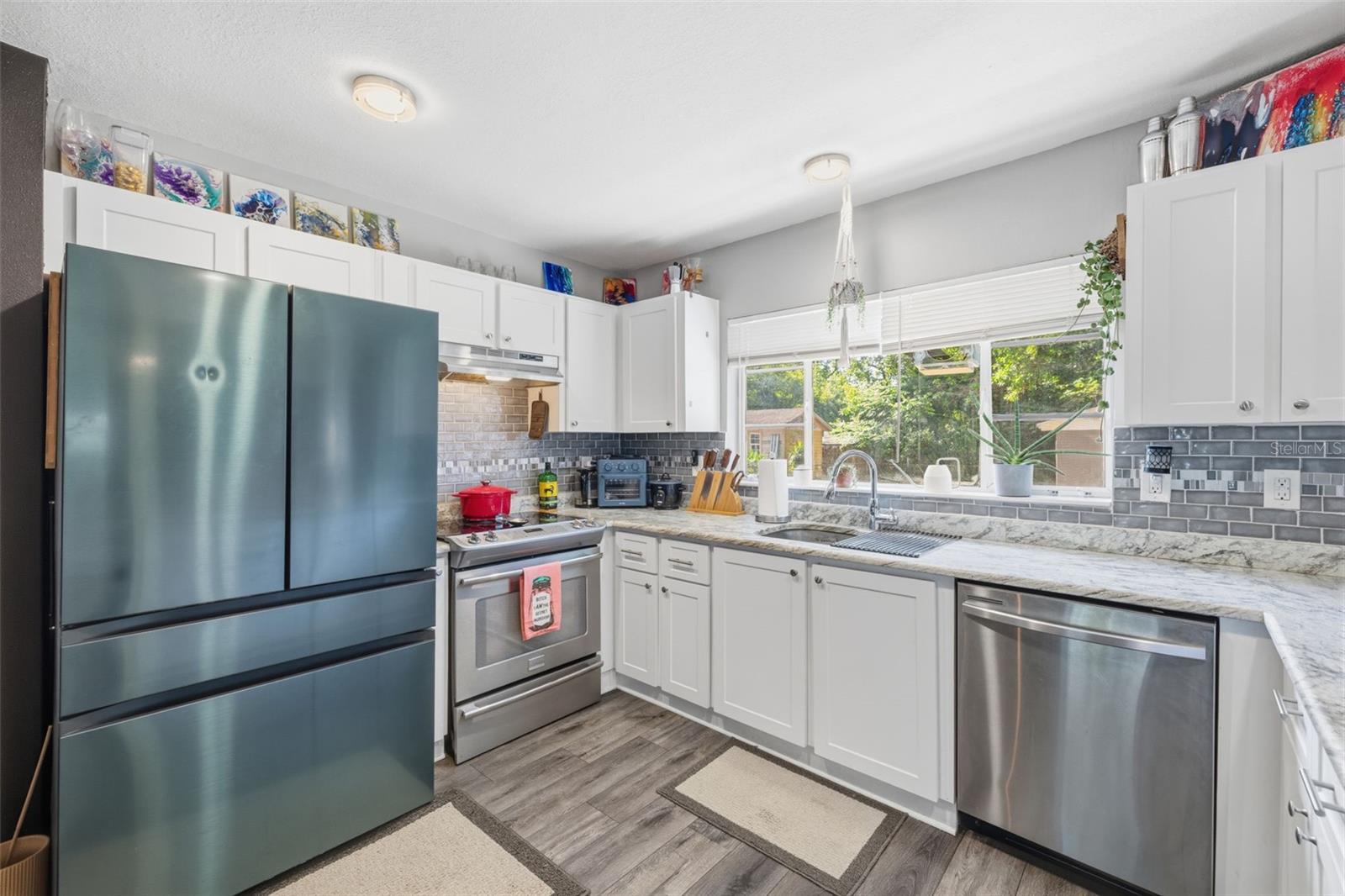 Image 5 of 25 For 1709 Lambright Street