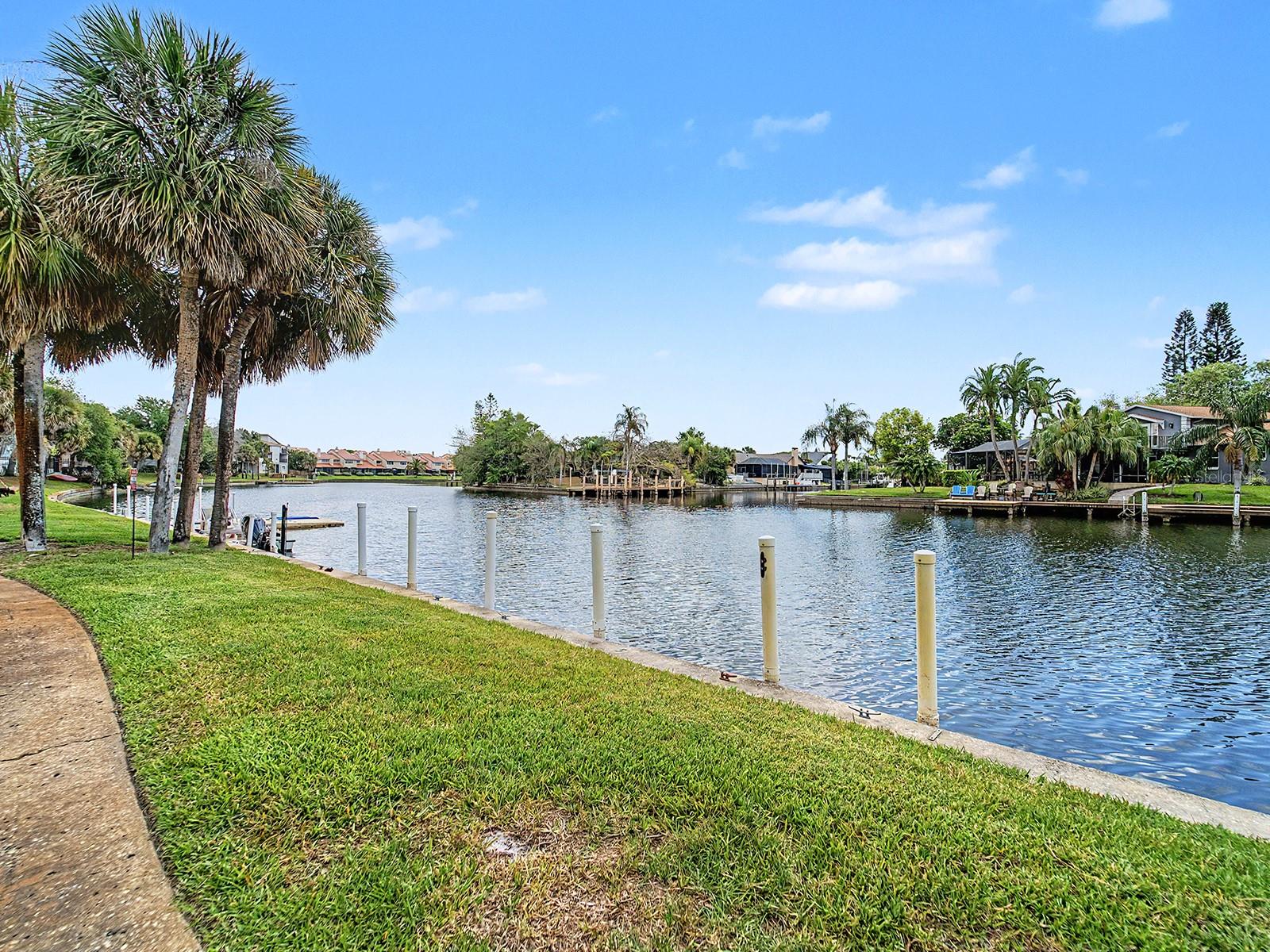 Image 17 of 54 For 6314 Newtown Circle 14-a2