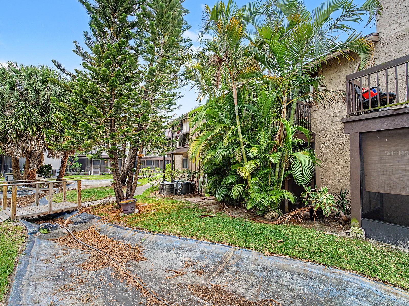 Image 22 of 54 For 6314 Newtown Circle 14-a2