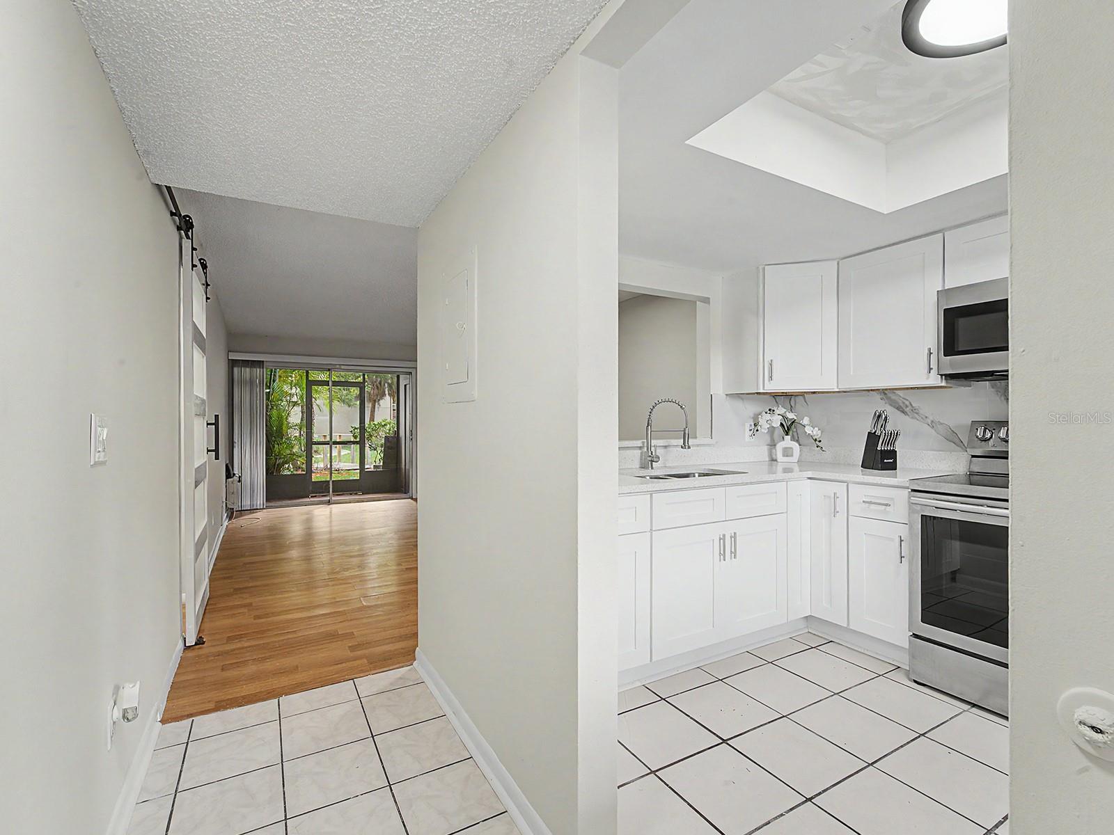 Image 39 of 54 For 6314 Newtown Circle 14-a2