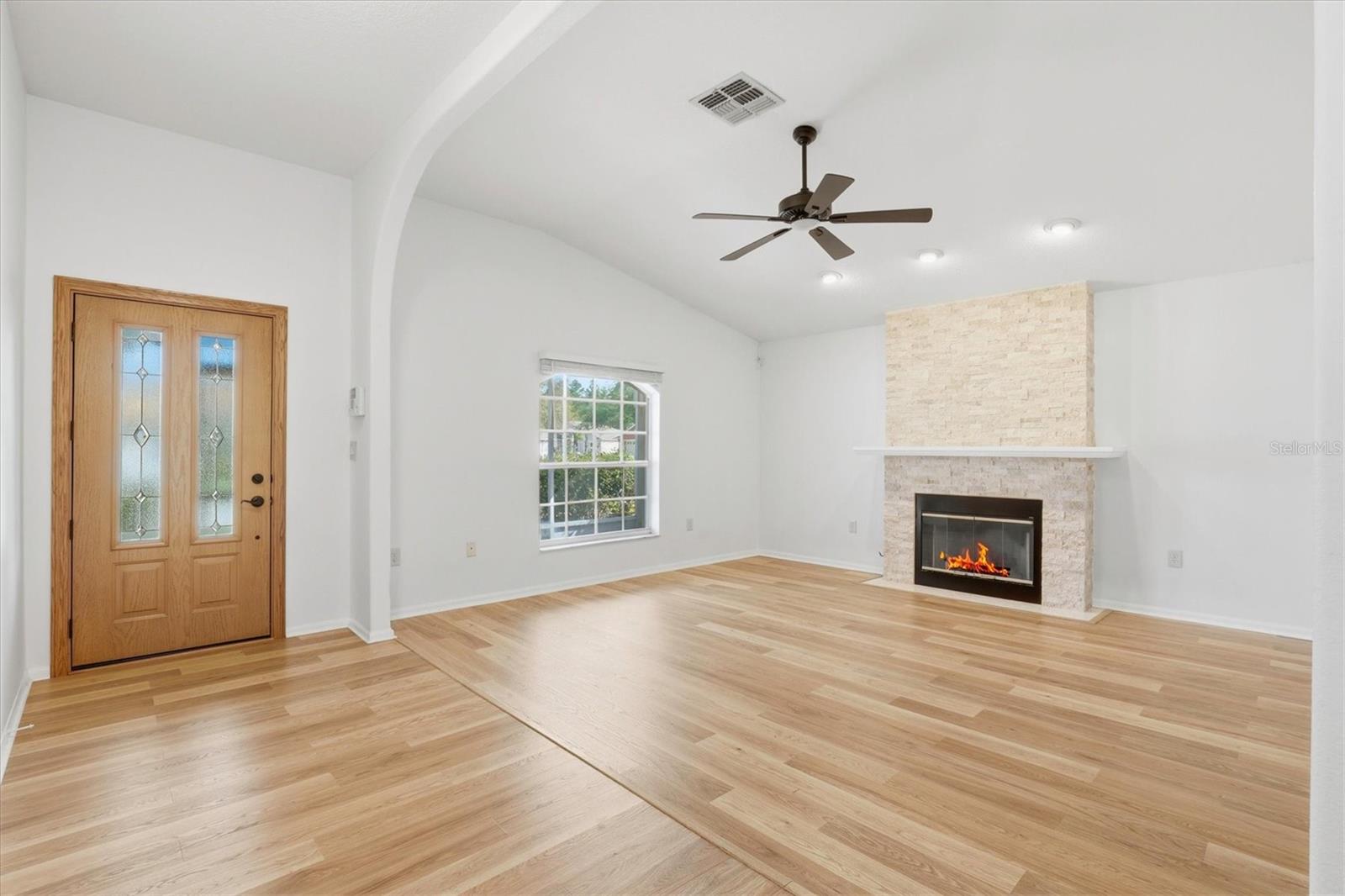 Image 2 of 20 For 1436 Watermill Circle