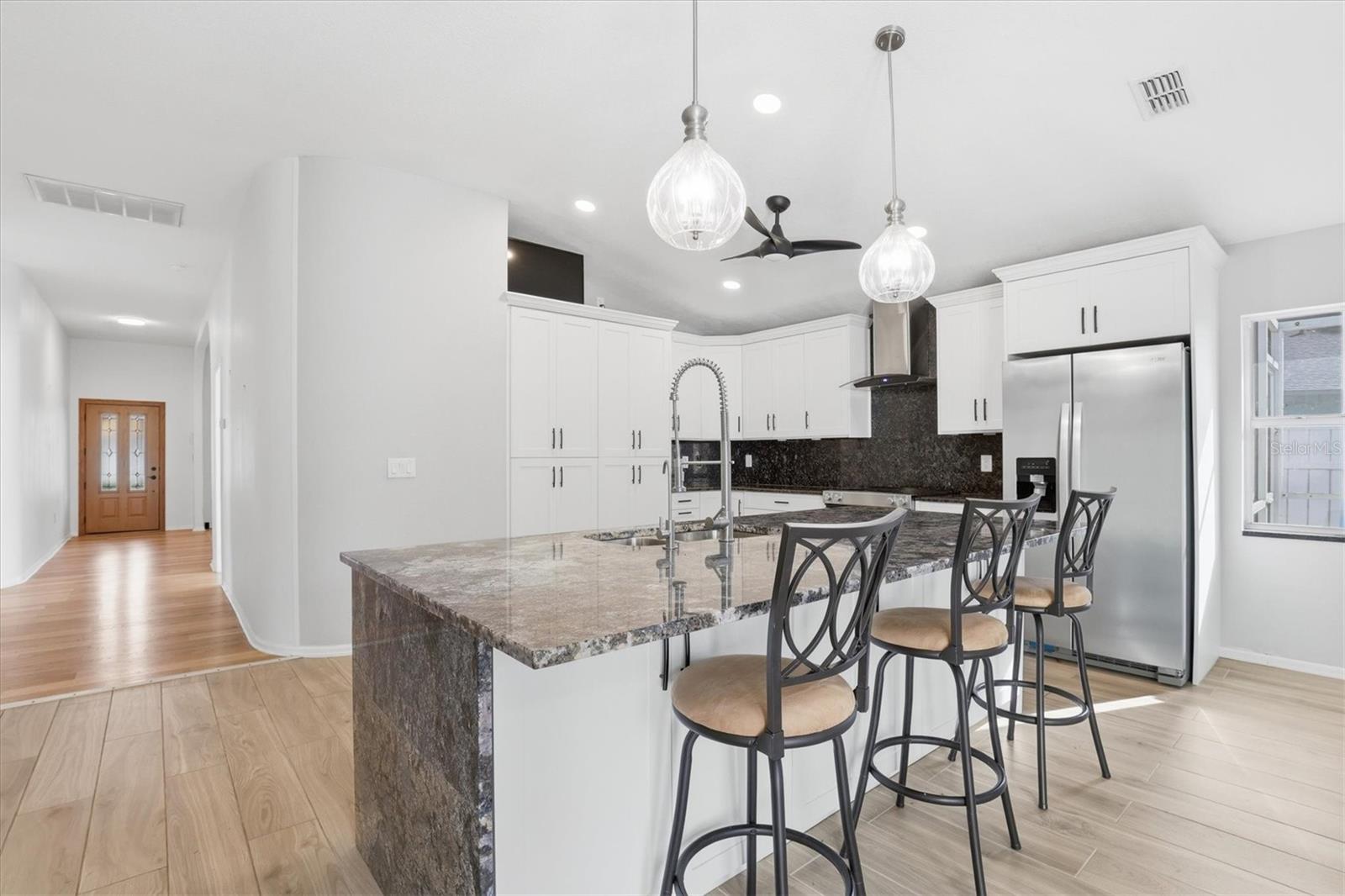 Image 4 of 20 For 1436 Watermill Circle