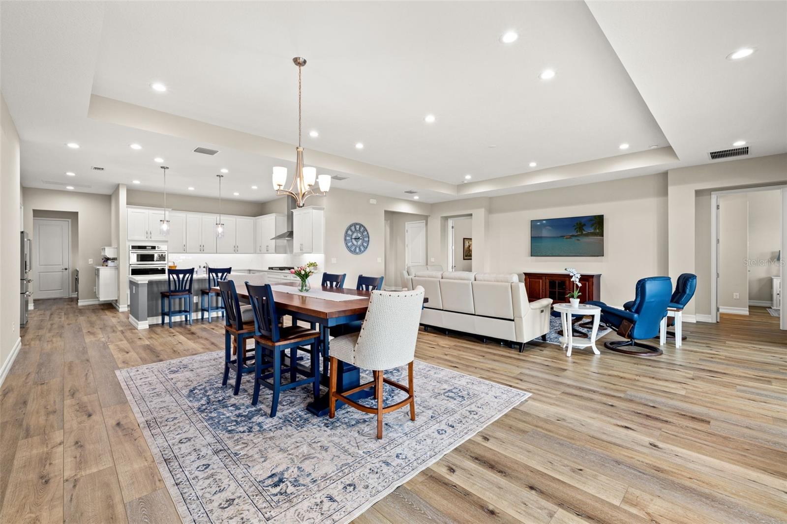 Image 18 of 75 For 4829 Hickory Oak Drive