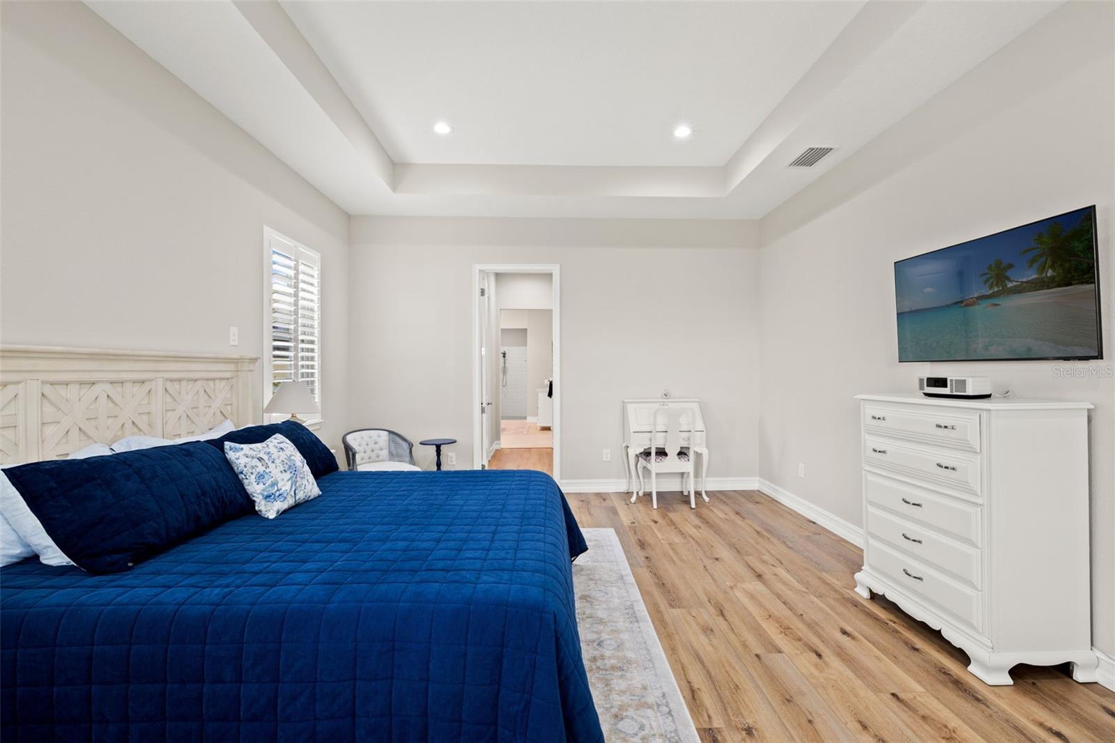 Image 33 of 75 For 4829 Hickory Oak Drive