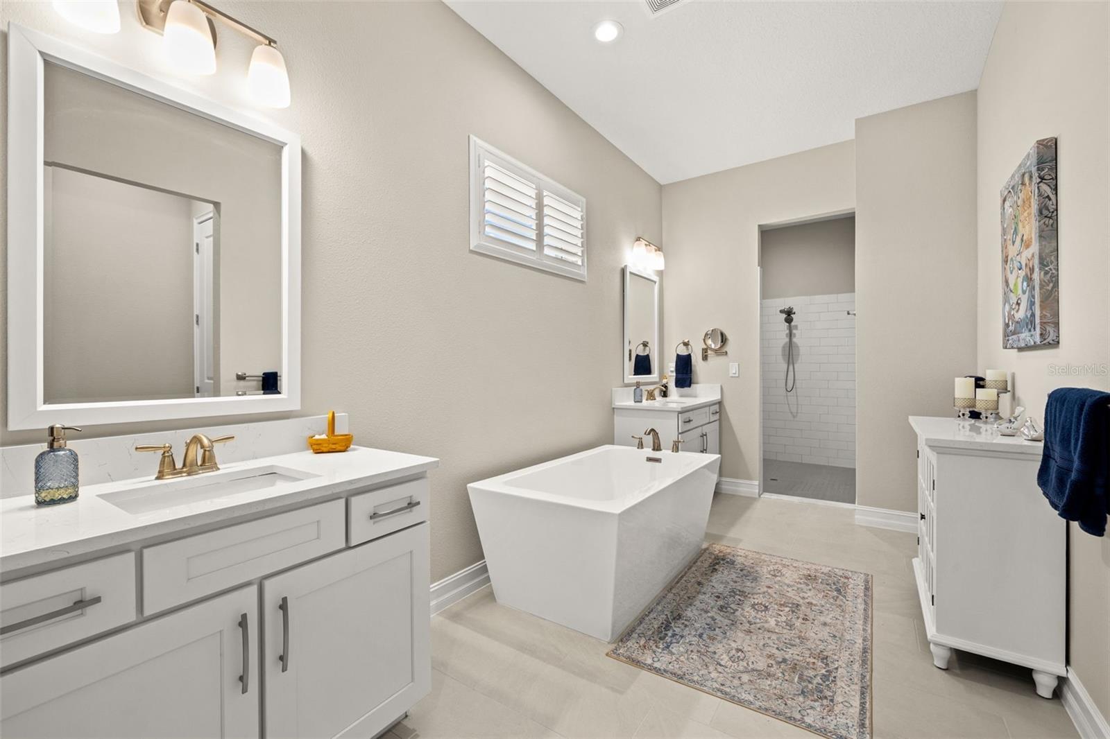 Image 36 of 75 For 4829 Hickory Oak Drive