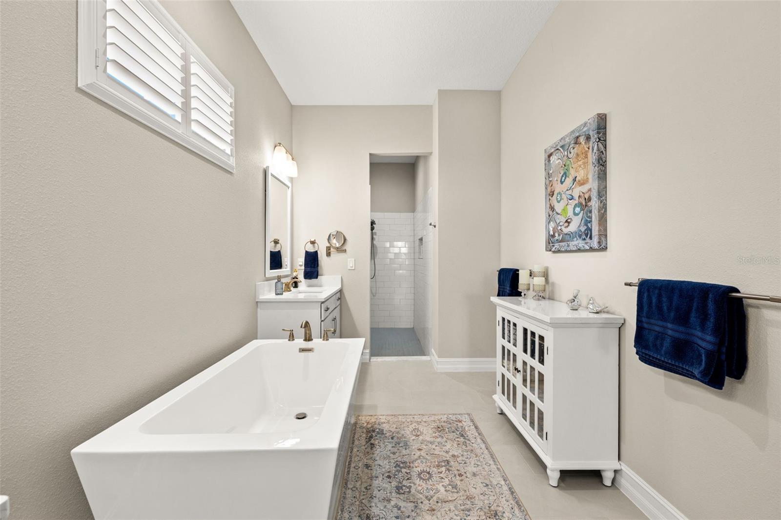 Image 37 of 75 For 4829 Hickory Oak Drive