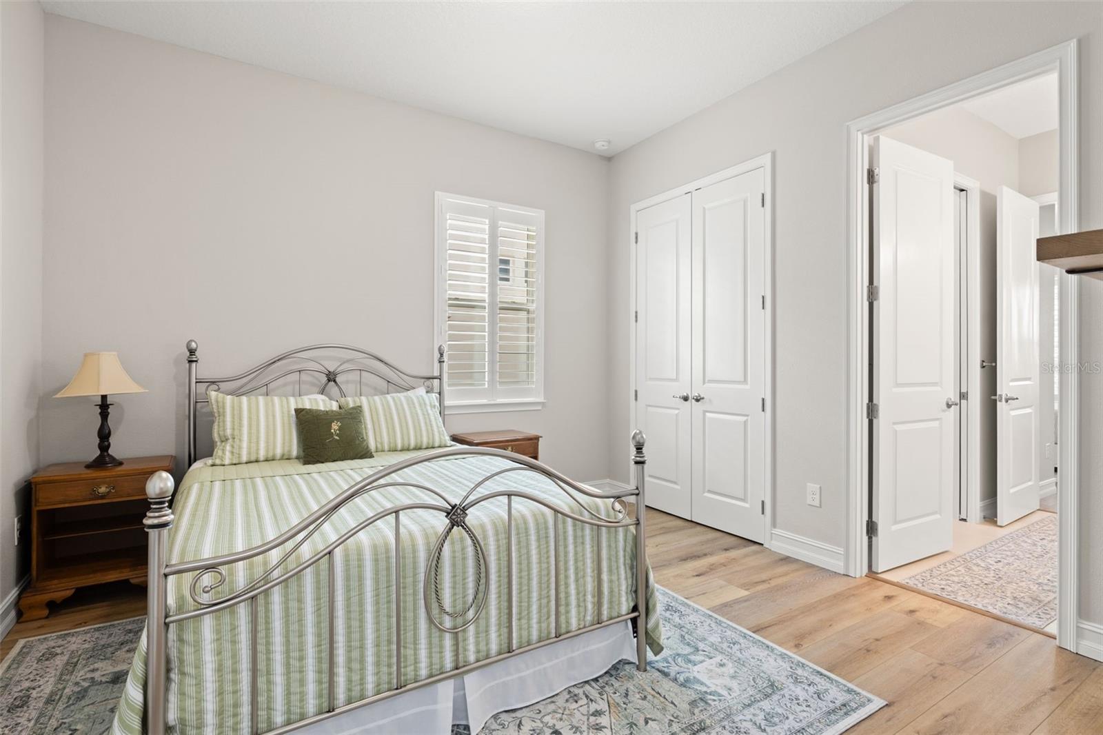 Image 41 of 75 For 4829 Hickory Oak Drive