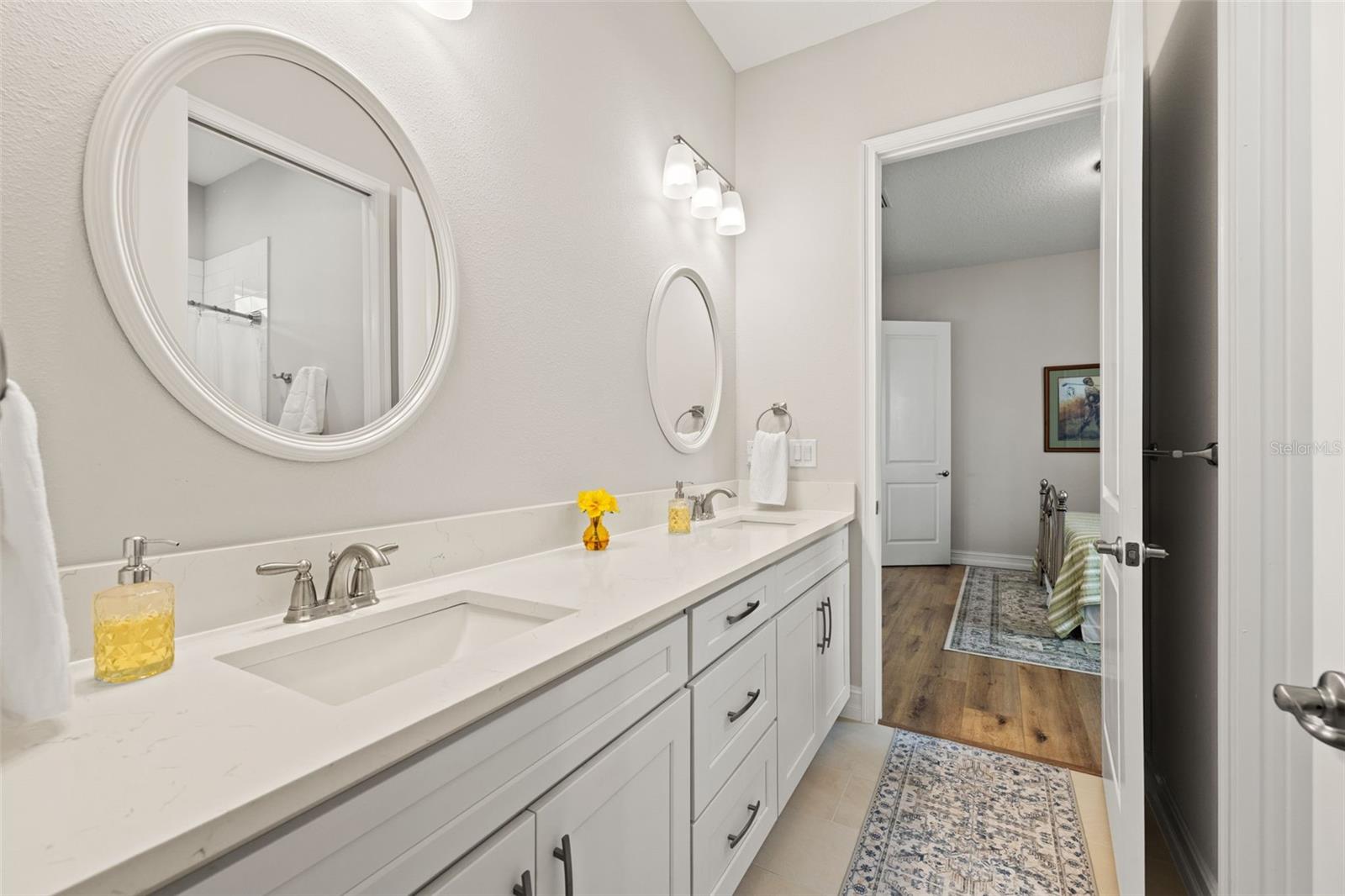 Image 47 of 75 For 4829 Hickory Oak Drive