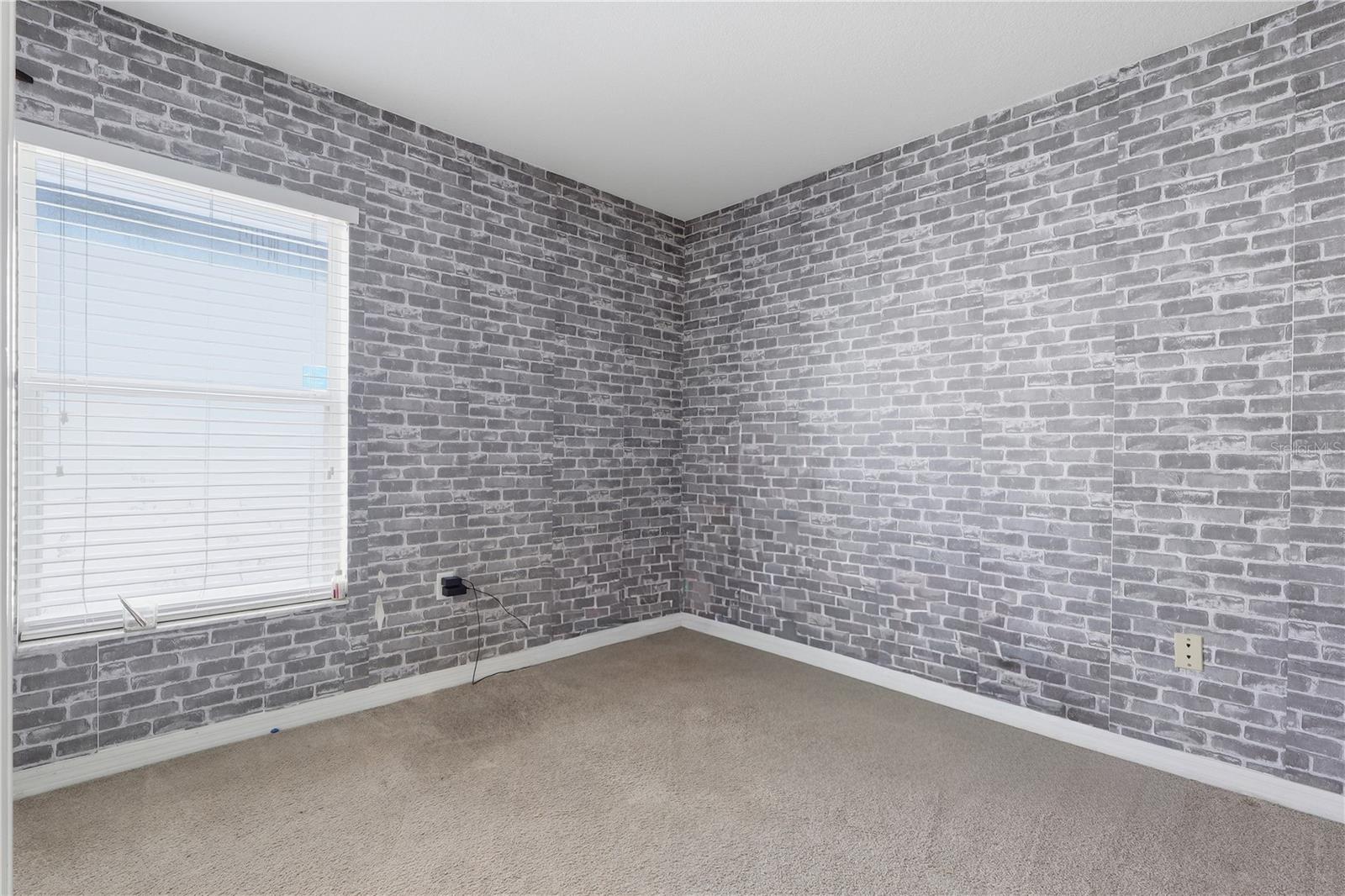 Image 11 of 17 For 15519 Telford Spring Drive