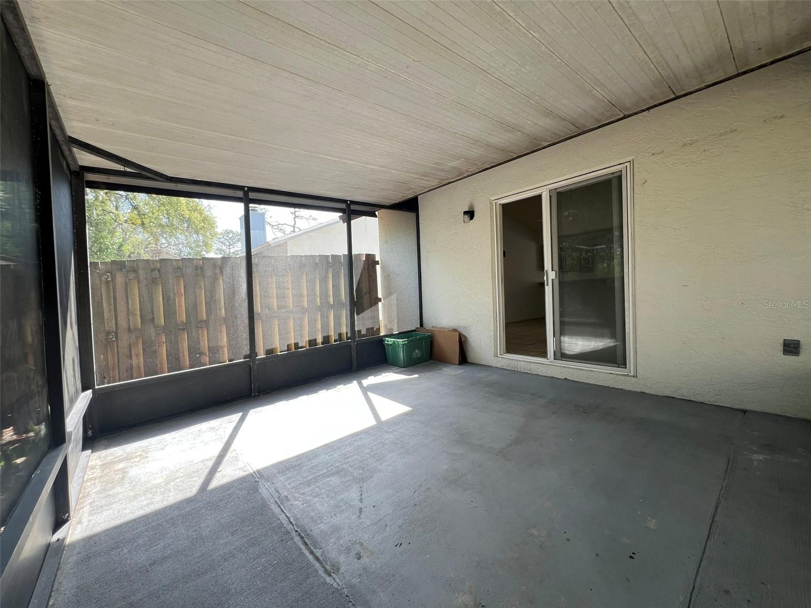 Image 14 of 42 For 5112 Gainsville Drive