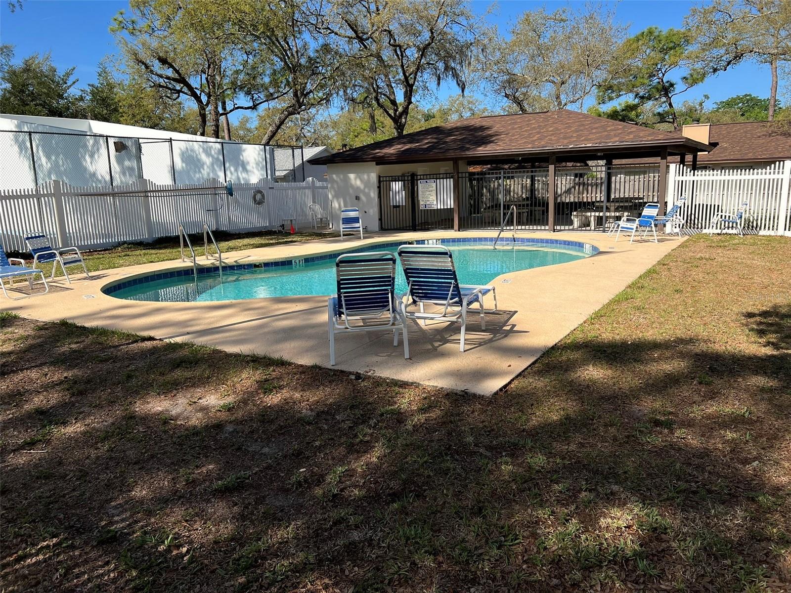 Image 37 of 42 For 5112 Gainsville Drive