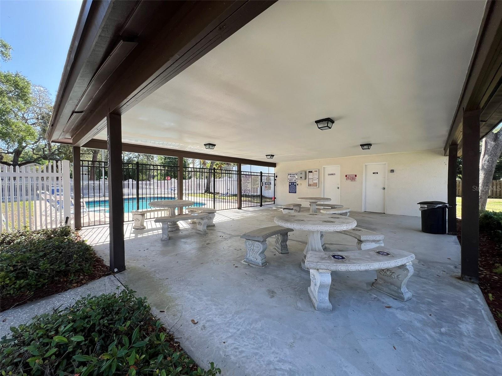 Image 40 of 42 For 5112 Gainsville Drive