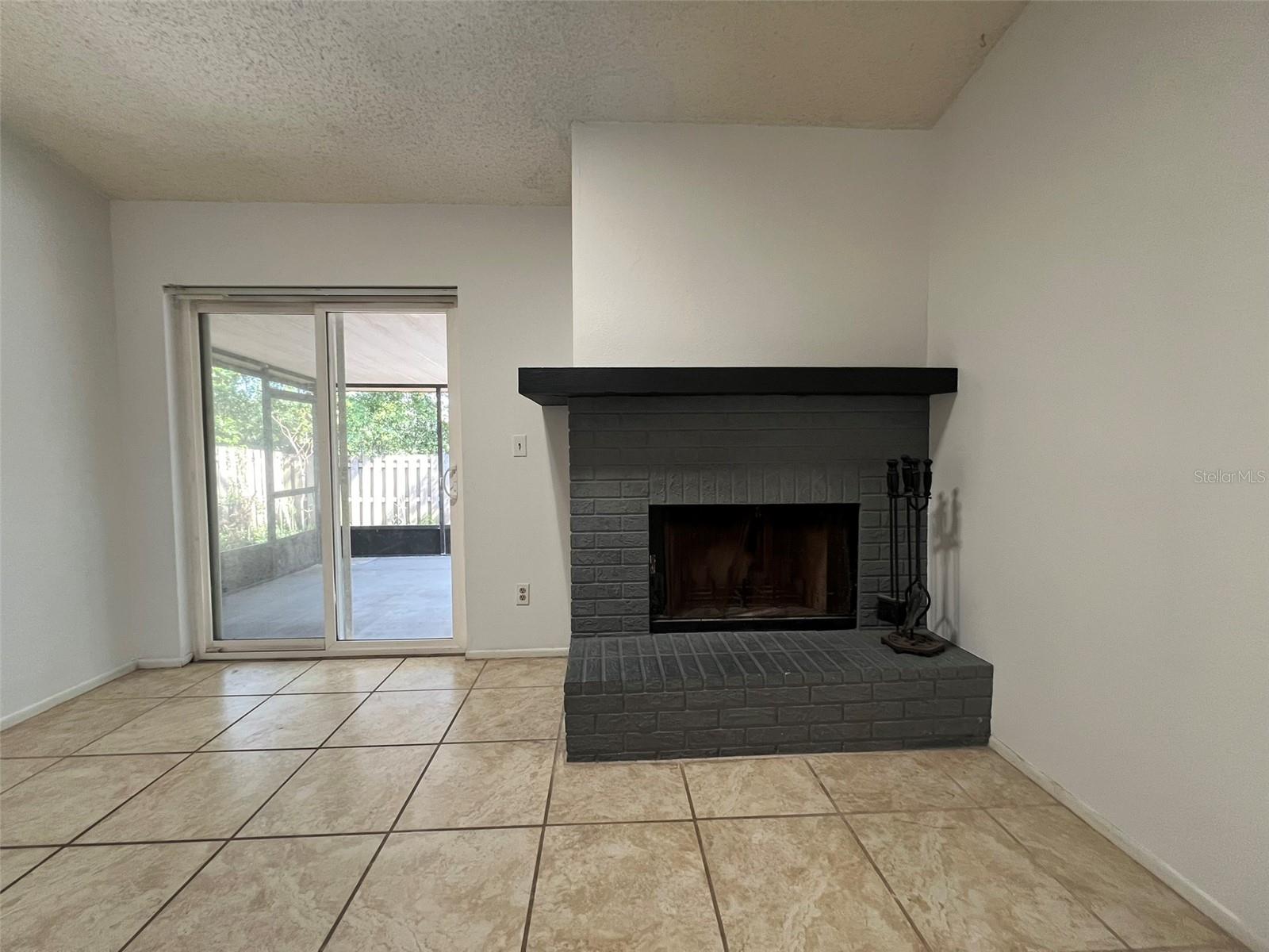 Image 7 of 42 For 5112 Gainsville Drive