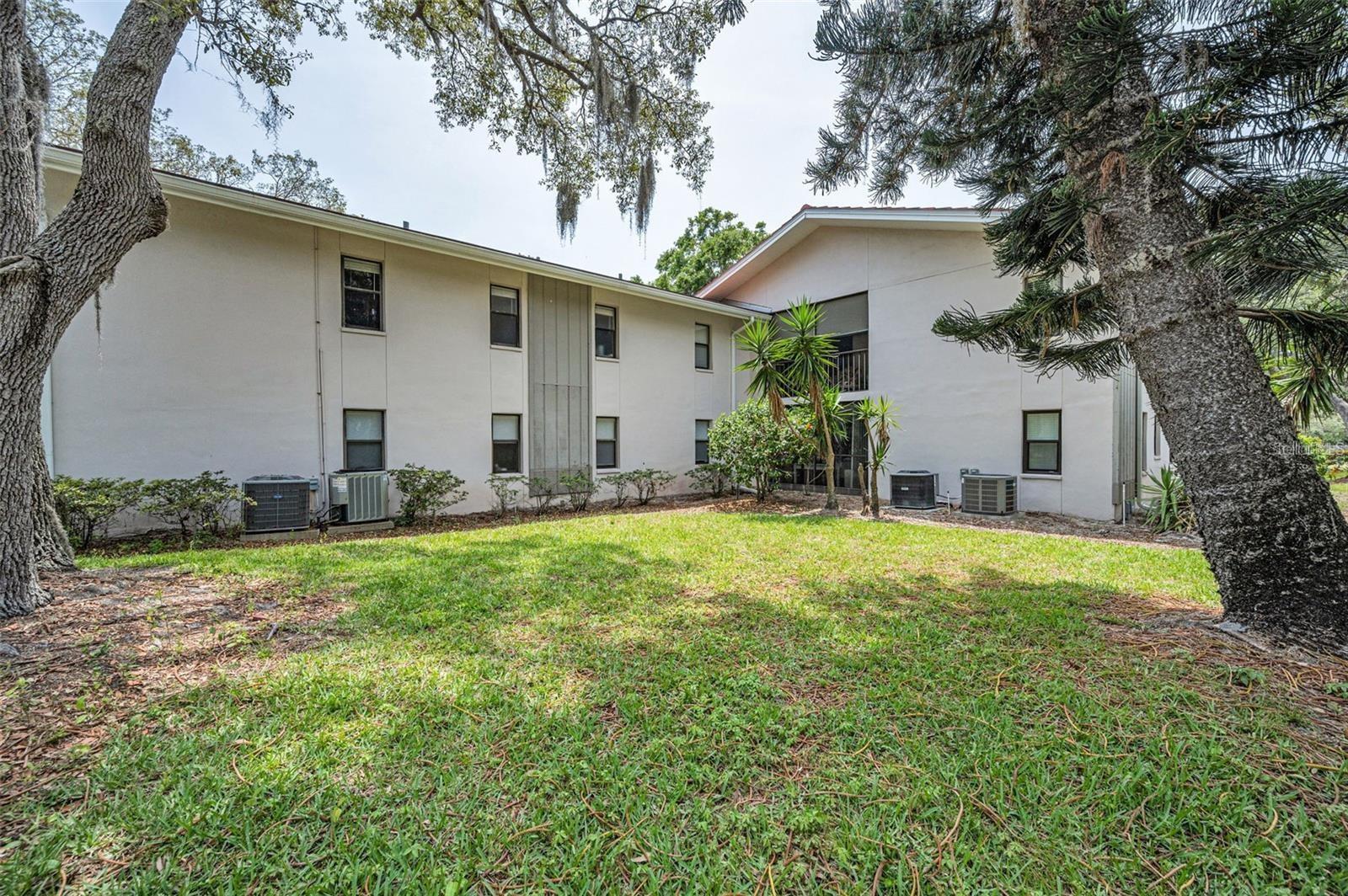 Image 26 of 37 For 300 Florida Avenue 200j