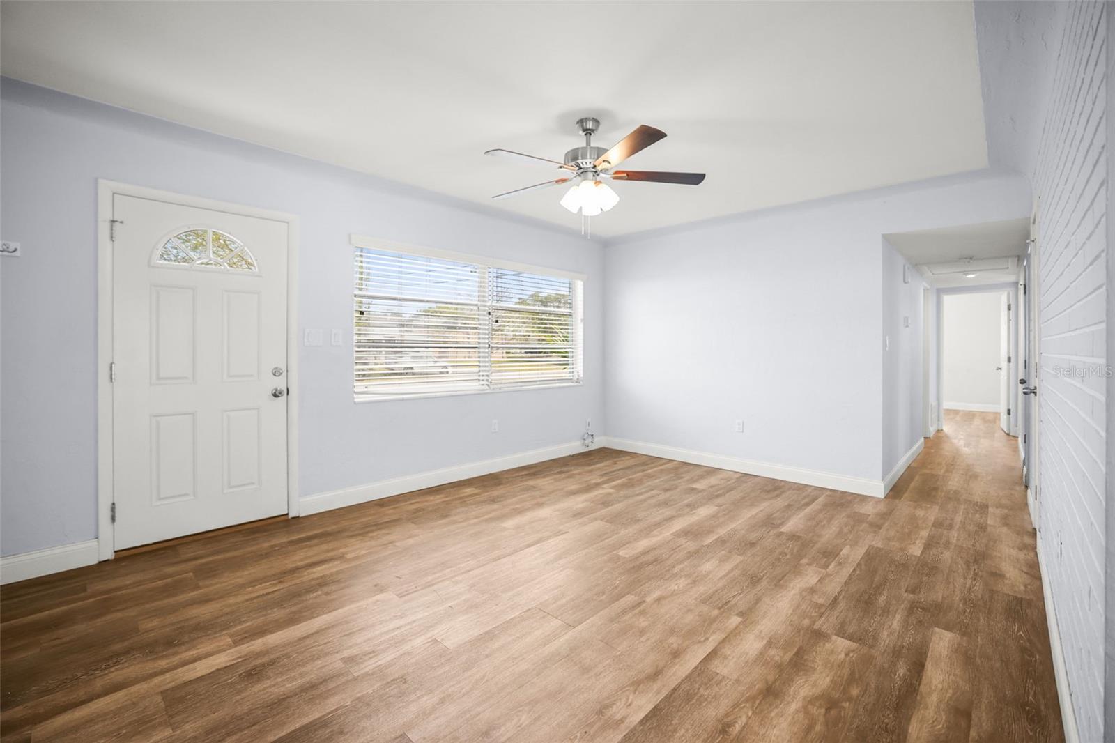 Image 12 of 33 For 3526 Azalea Place