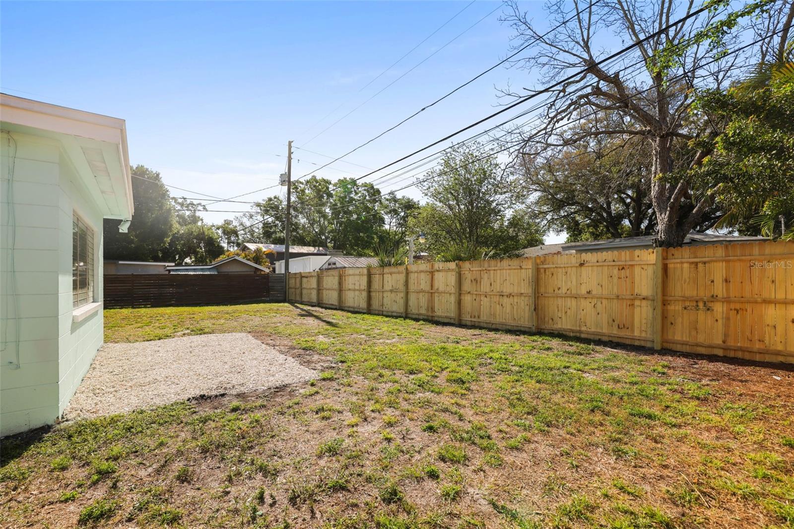 Image 27 of 33 For 3526 Azalea Place