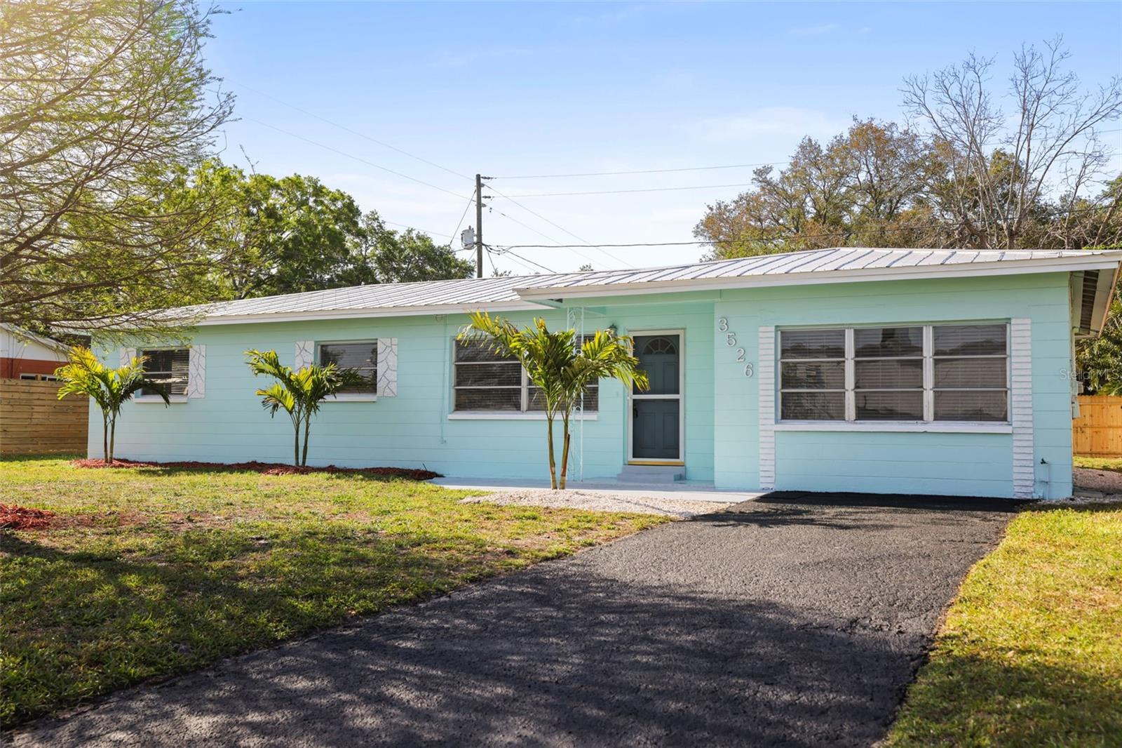 Image 32 of 33 For 3526 Azalea Place