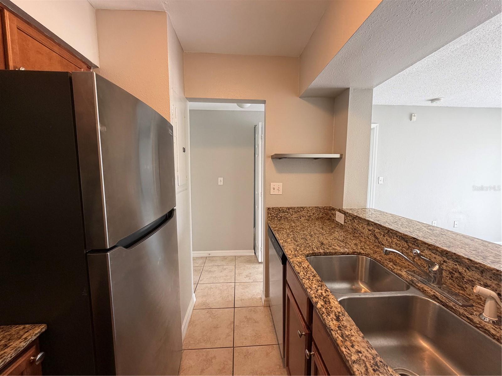 Image 16 of 24 For 406 Cedar Avenue 104