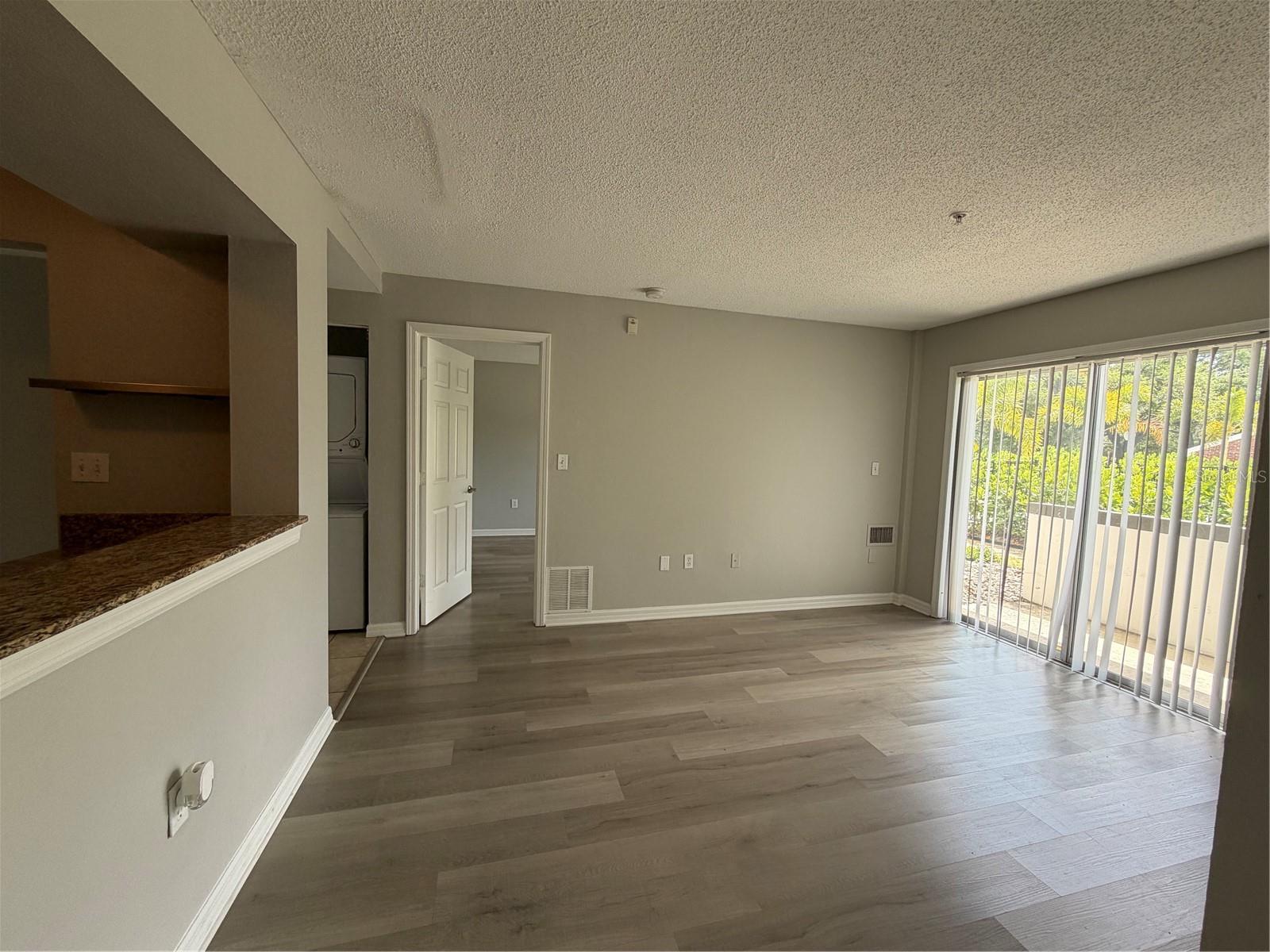 Image 5 of 24 For 406 Cedar Avenue 104