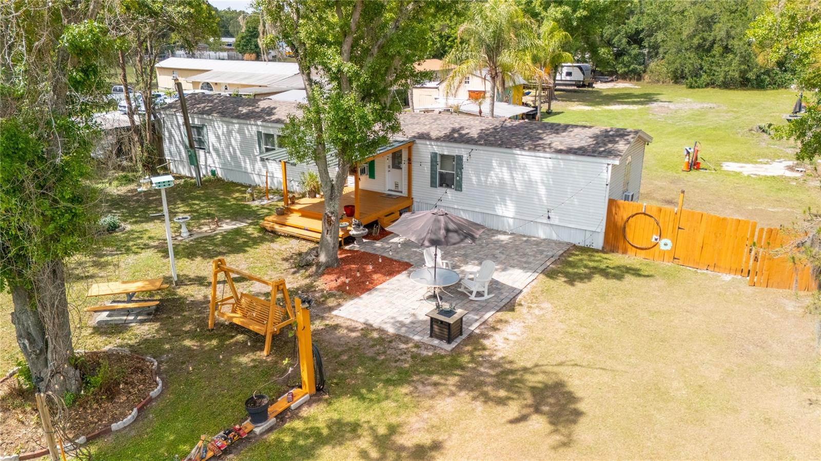 Listing photo id 0 for 12711 Lovers Lane