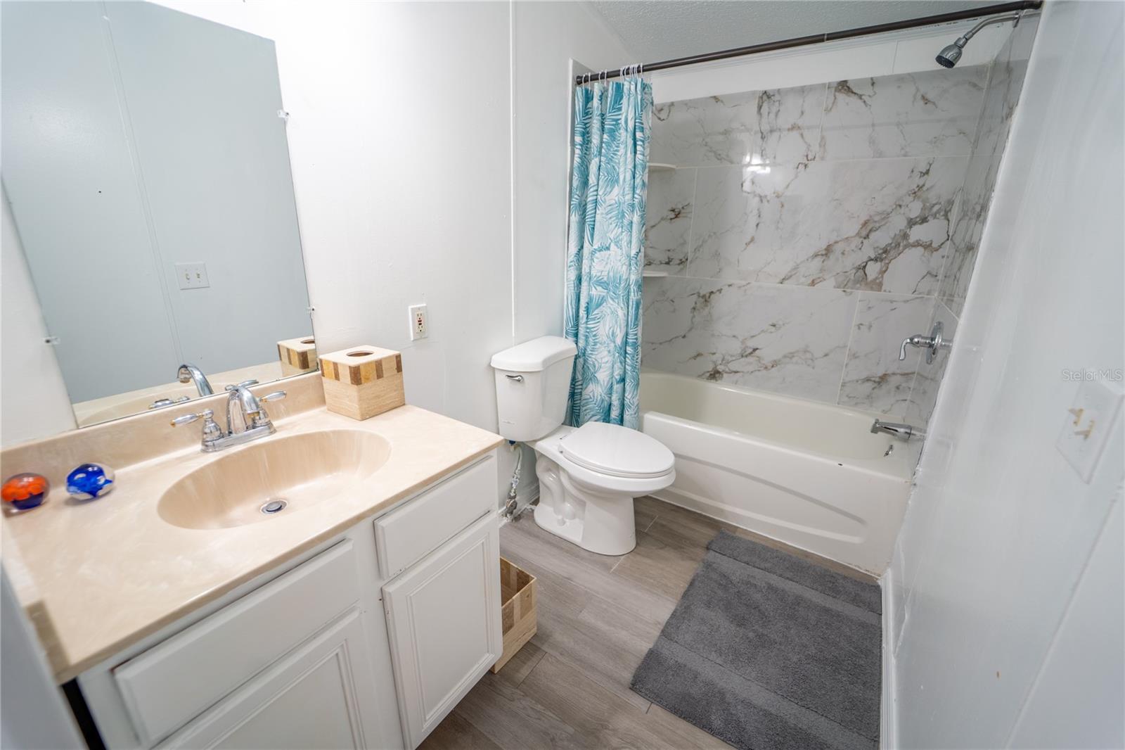 Listing photo id 27 for 12711 Lovers Lane