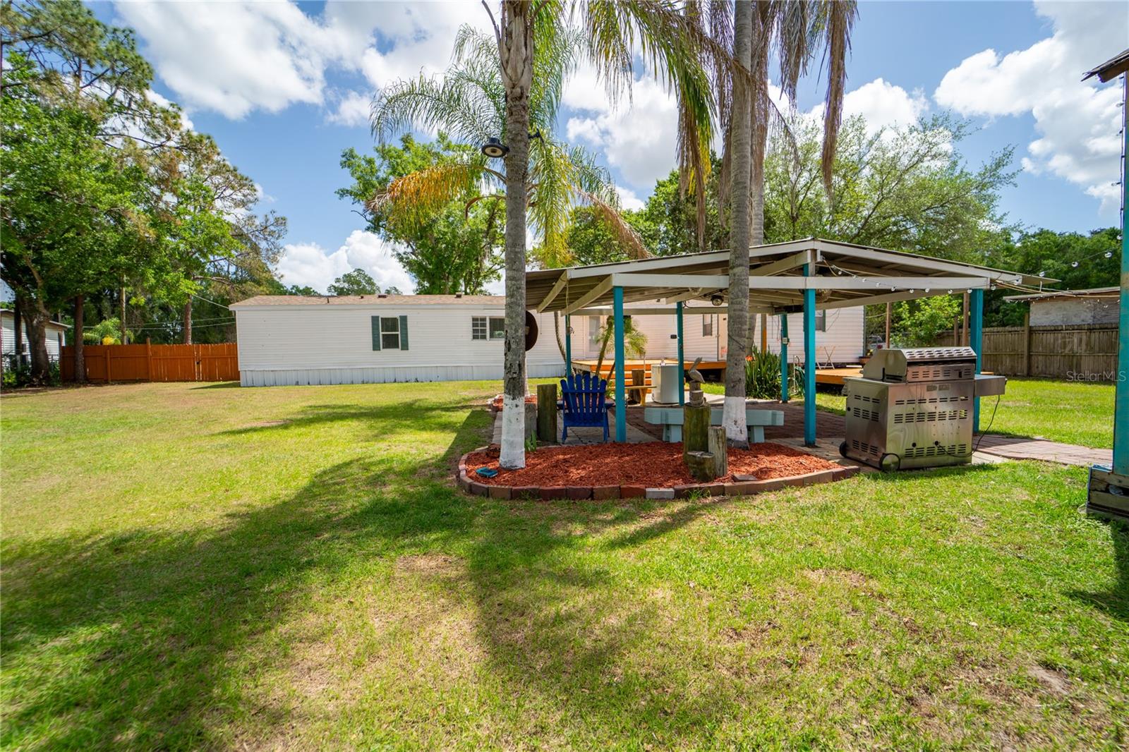 Listing photo id 33 for 12711 Lovers Lane