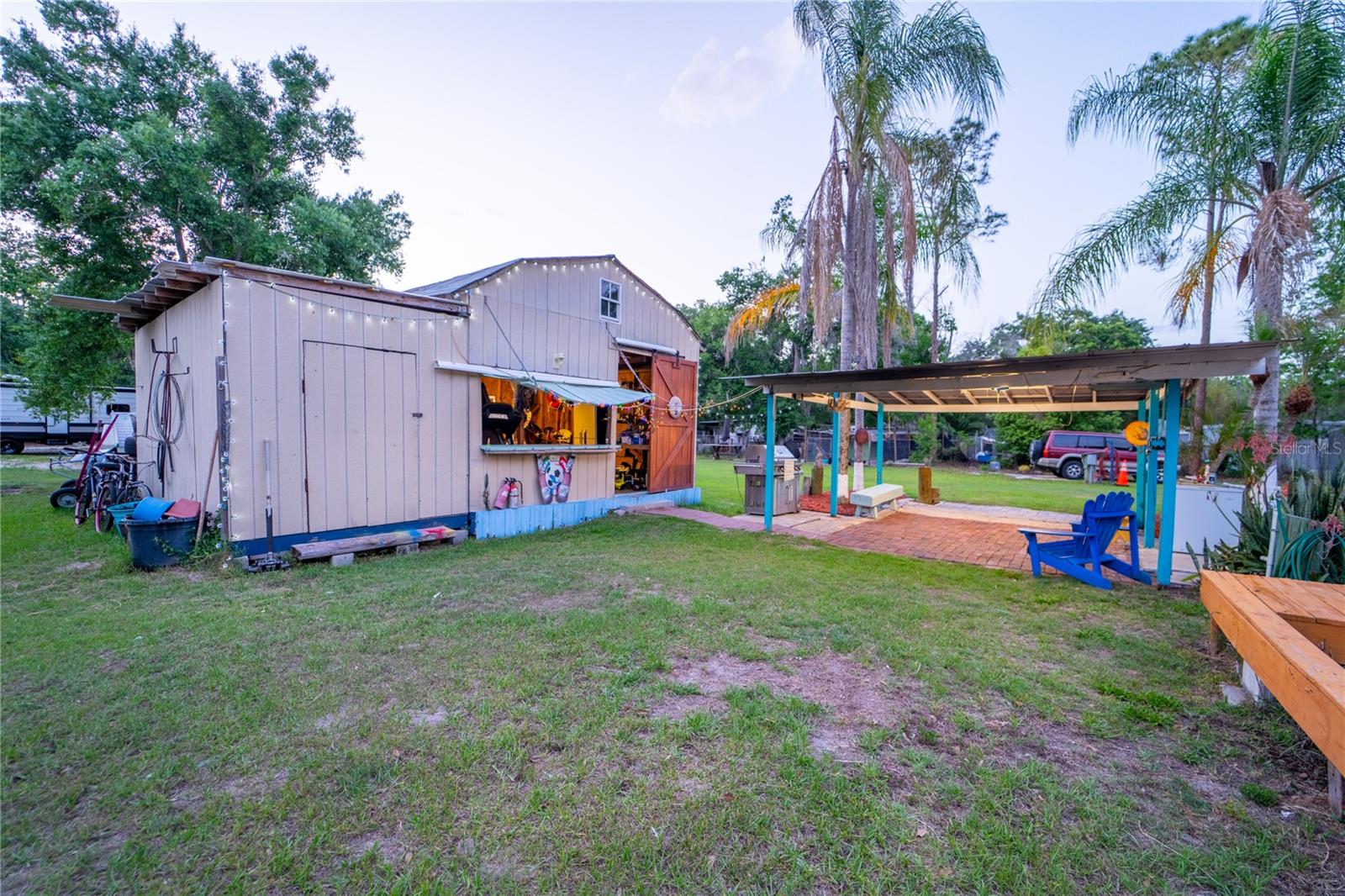 Listing photo id 37 for 12711 Lovers Lane